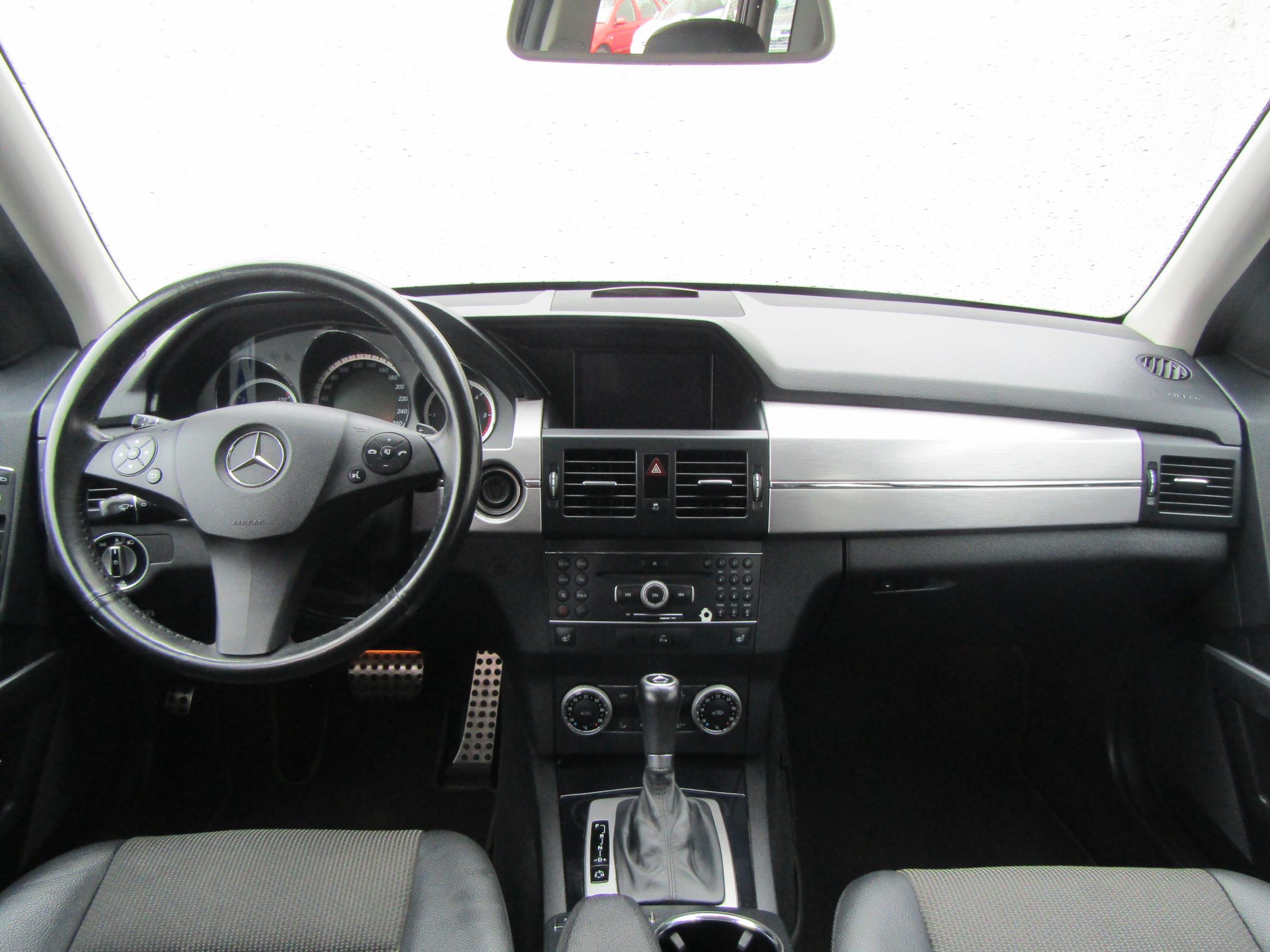 Mercedes-Benz GLK, 2010 - pohled č. 11