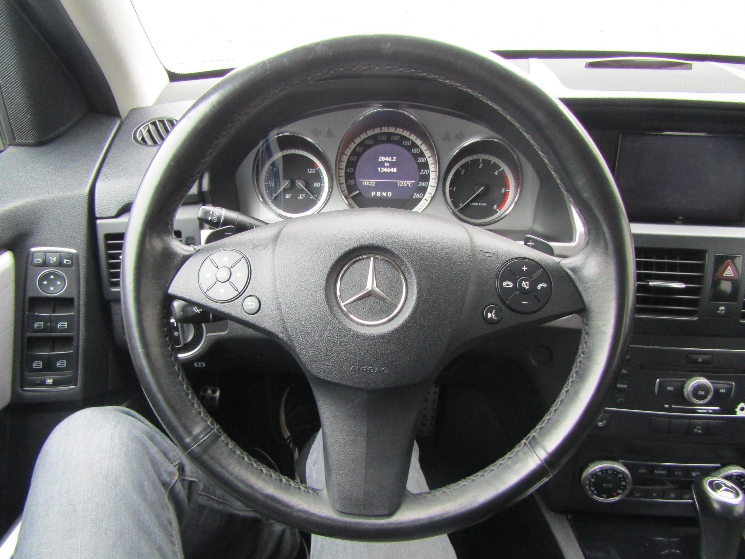 Mercedes-Benz GLK, 2010 - pohled č. 18