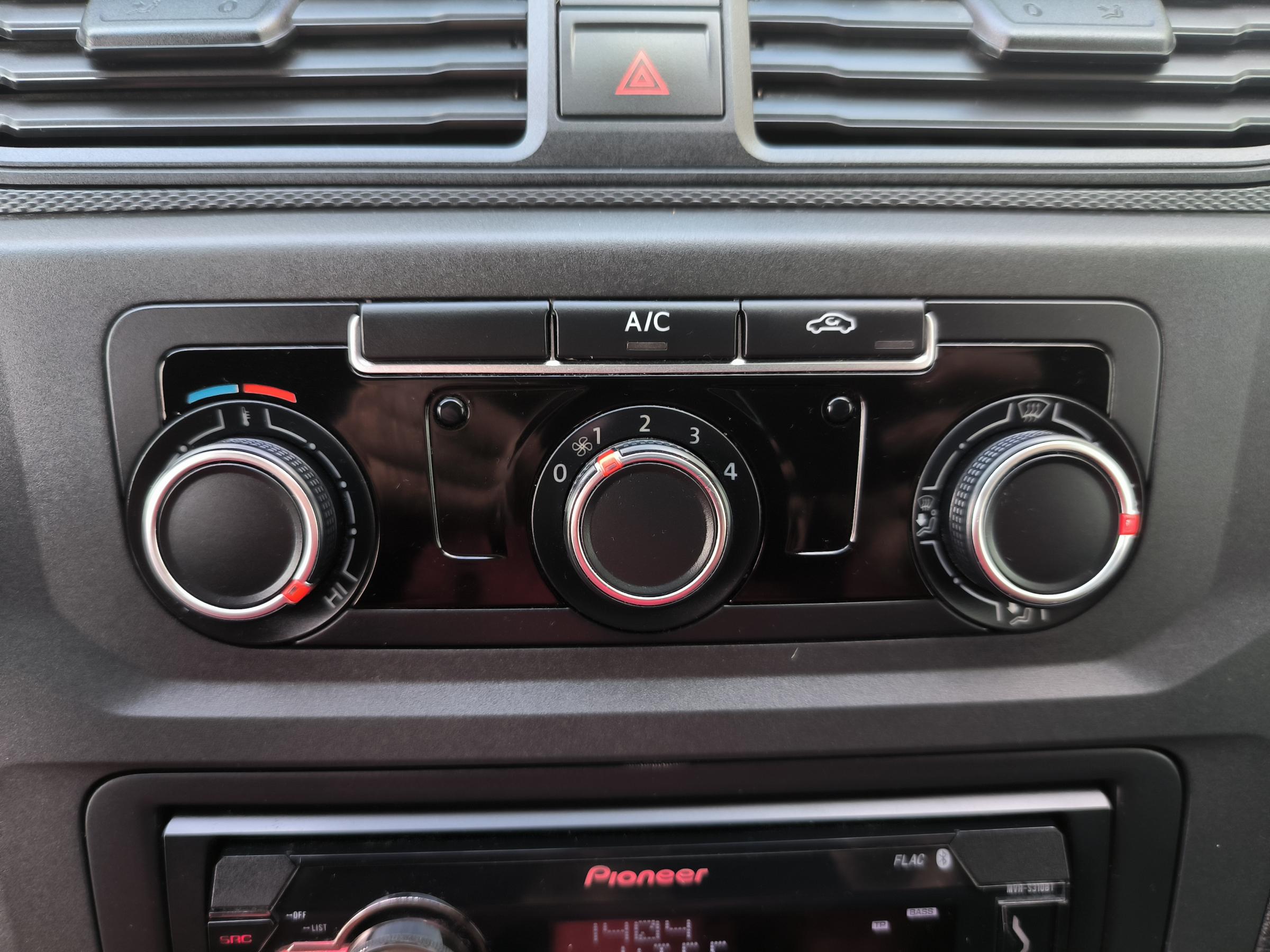 Volkswagen Caddy, 2019 - pohled č. 15
