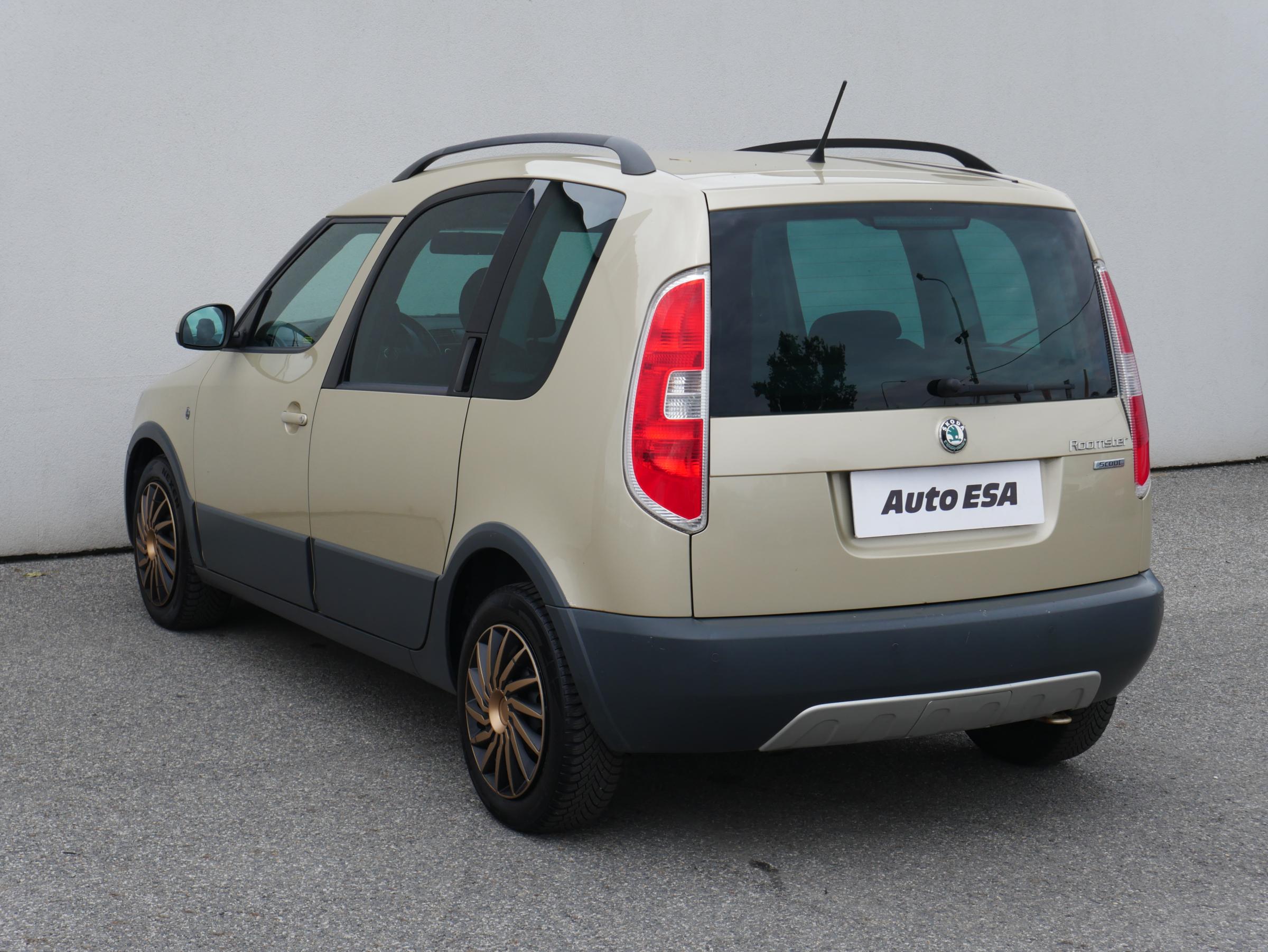 Škoda Roomster, 2011 - pohled č. 6