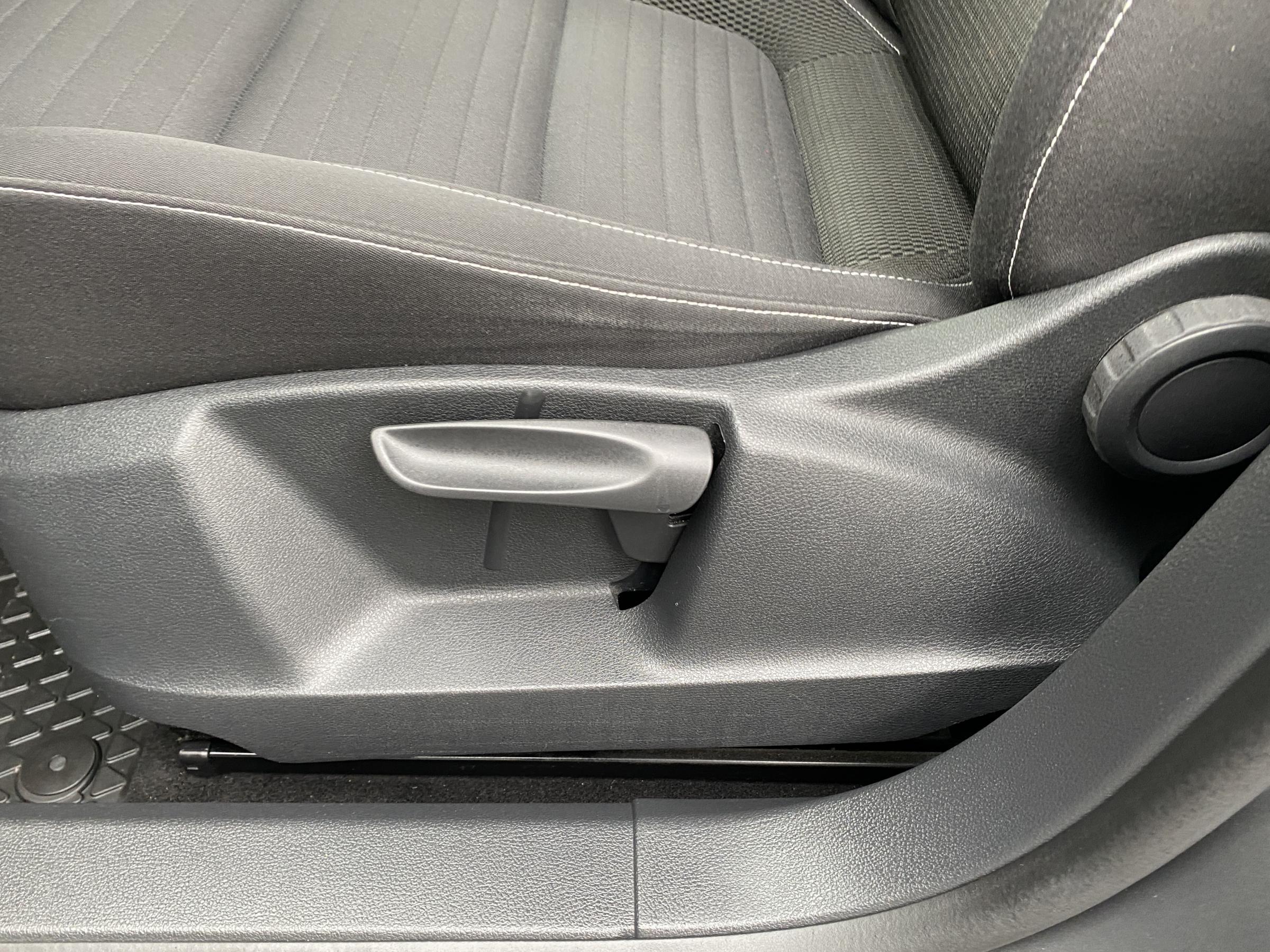 Volkswagen Tiguan, 2014 - pohled č. 14