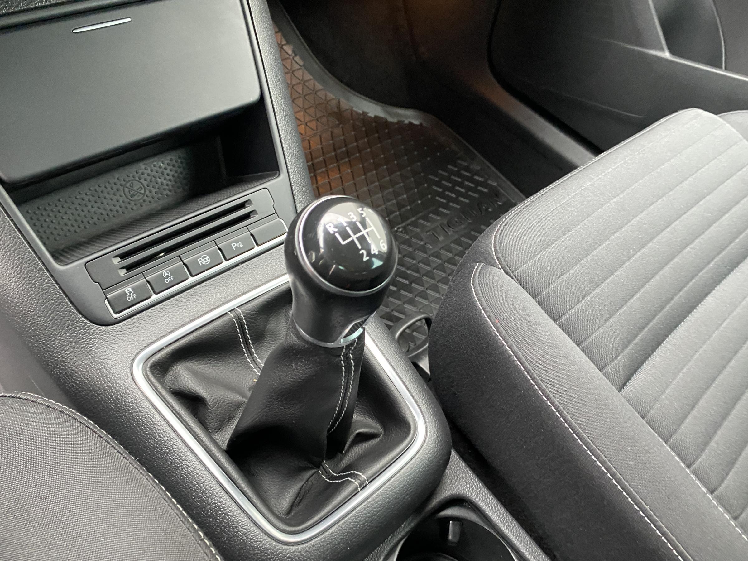 Volkswagen Tiguan, 2014 - pohled č. 16