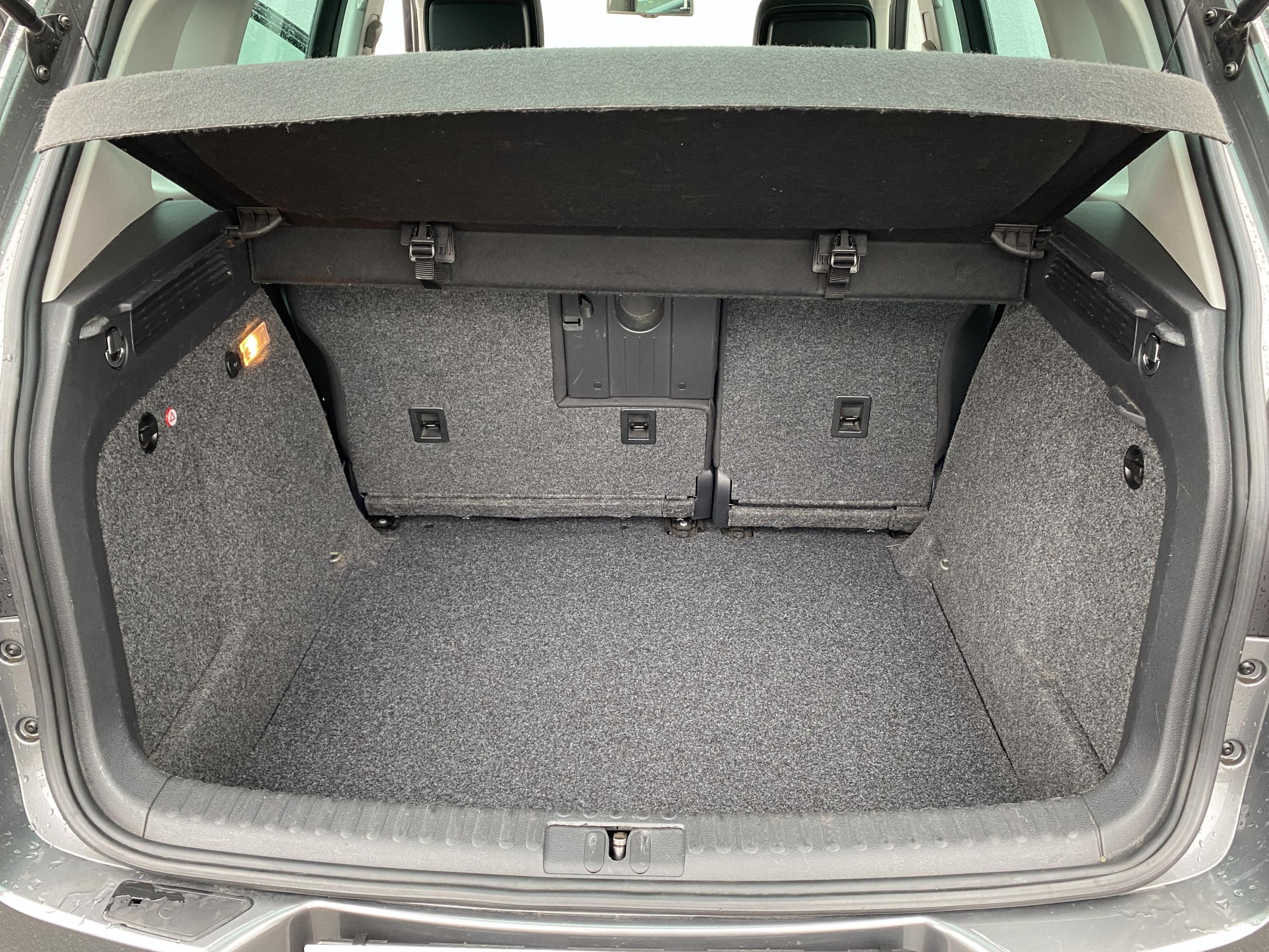 Volkswagen Tiguan, 2014 - pohled č. 7