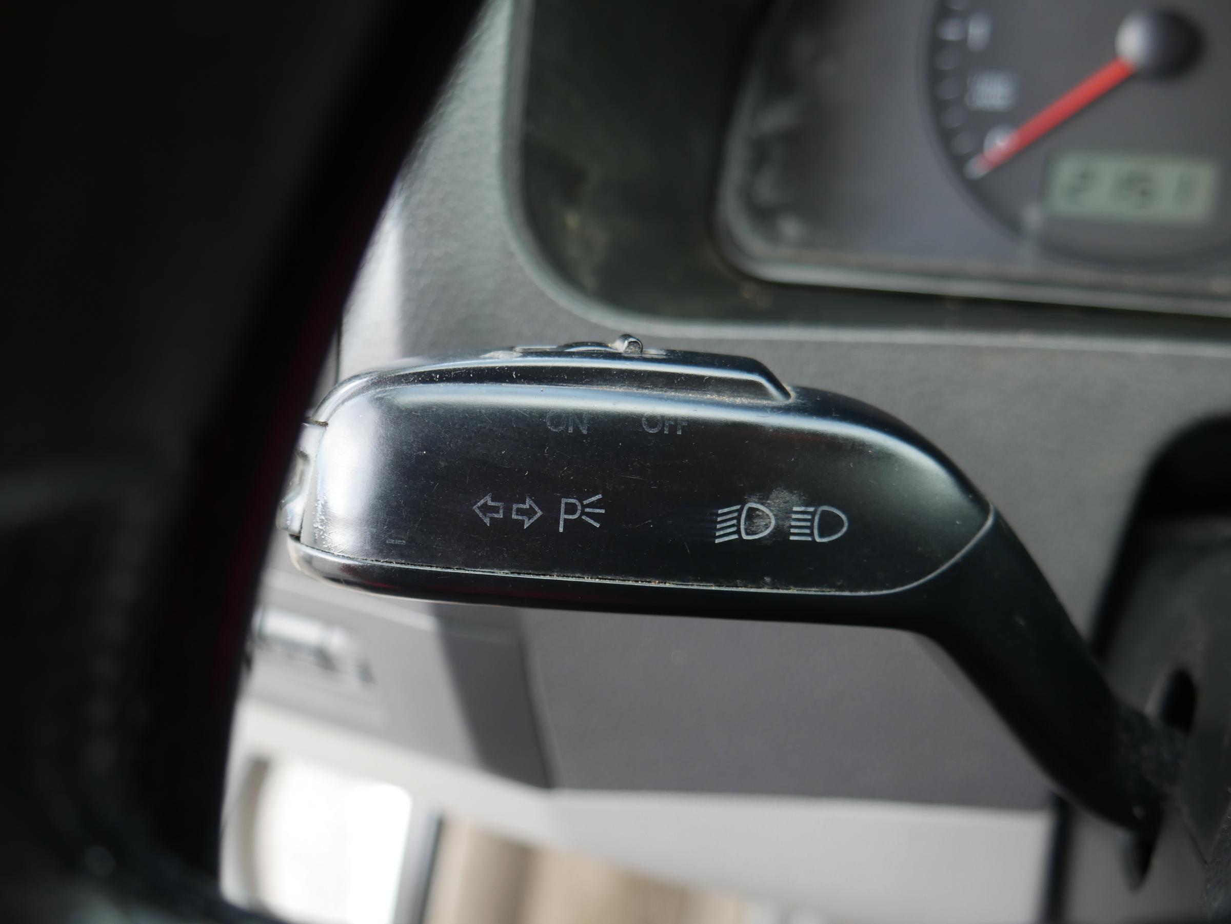 Volkswagen Transporter, 2005 - pohled č. 14