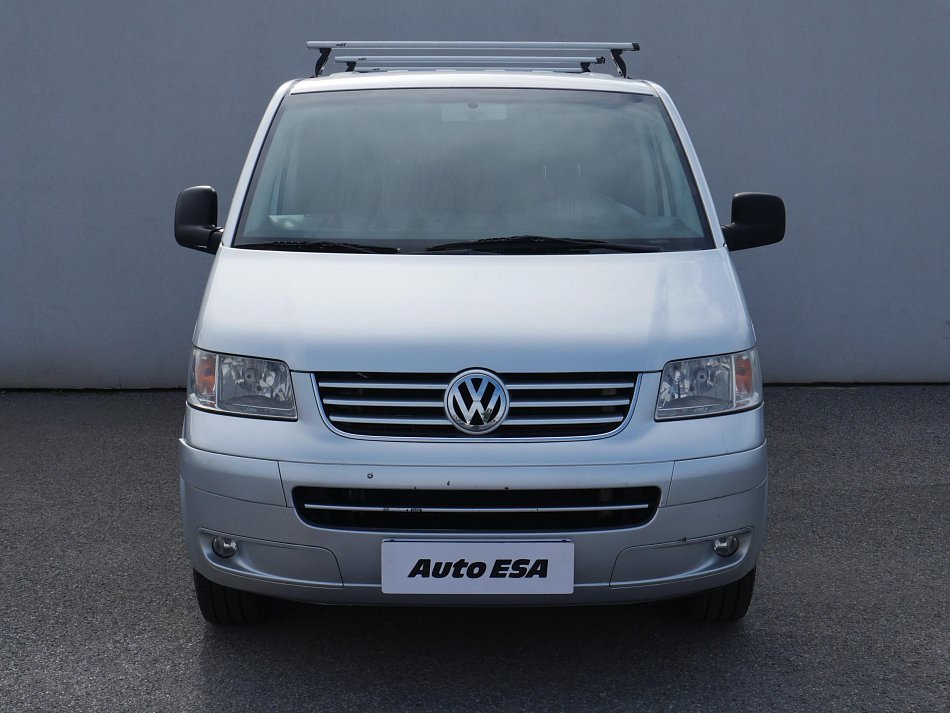 Volkswagen Transporter 2.5TDi  L2 5míst