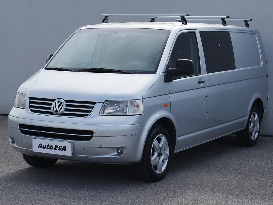 Volkswagen Transporter 2.5TDi  L2 5míst