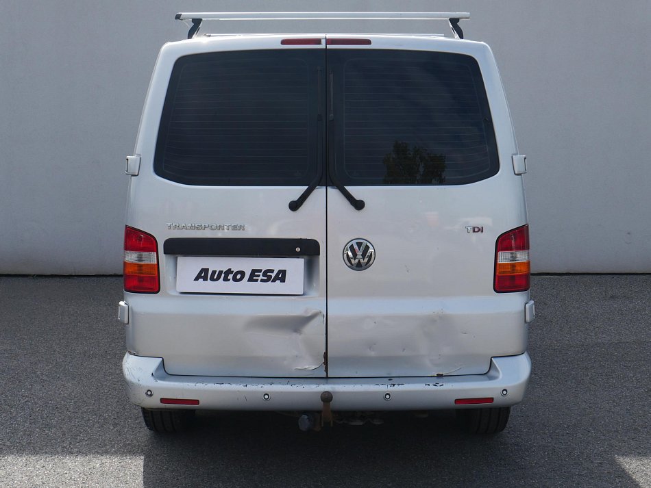 Volkswagen Transporter 2.5TDi  L2 5míst