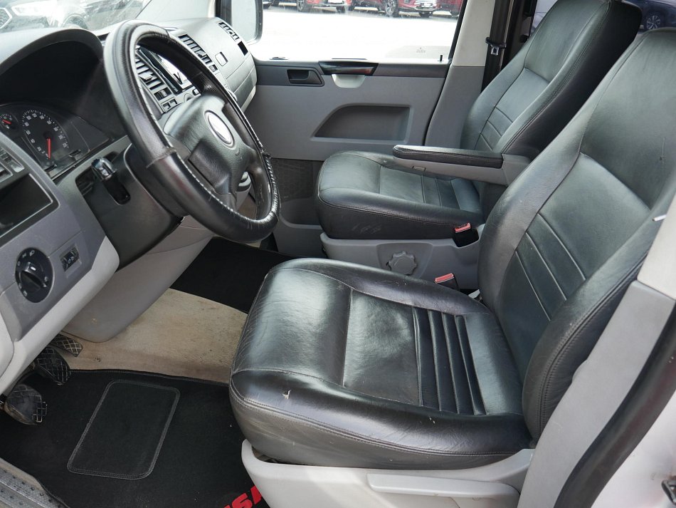 Volkswagen Transporter 2.5TDi  L2 5míst