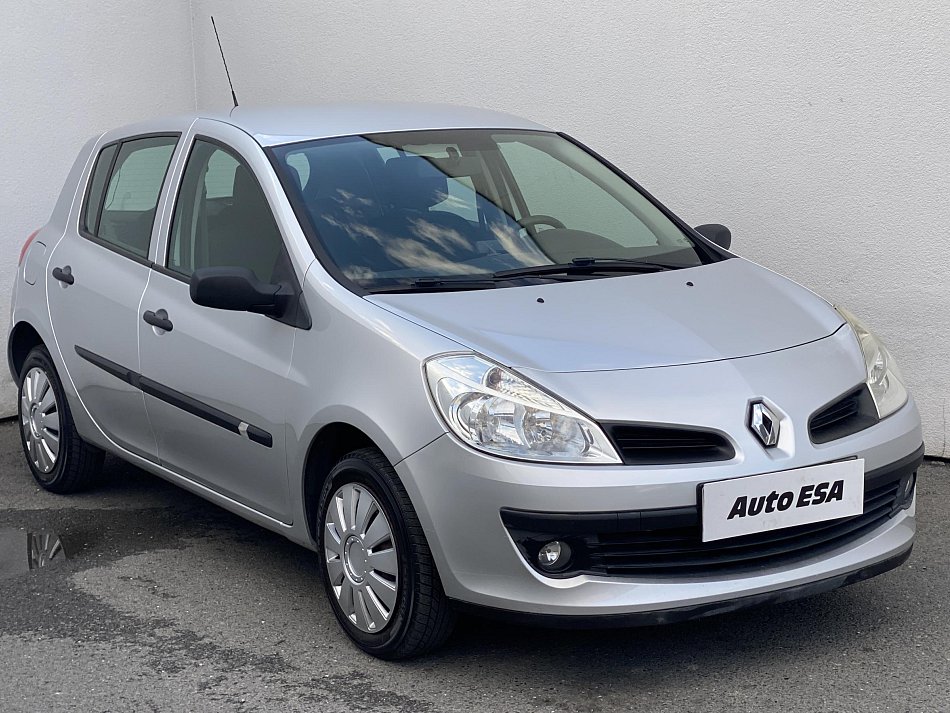Renault Clio 1.2i 