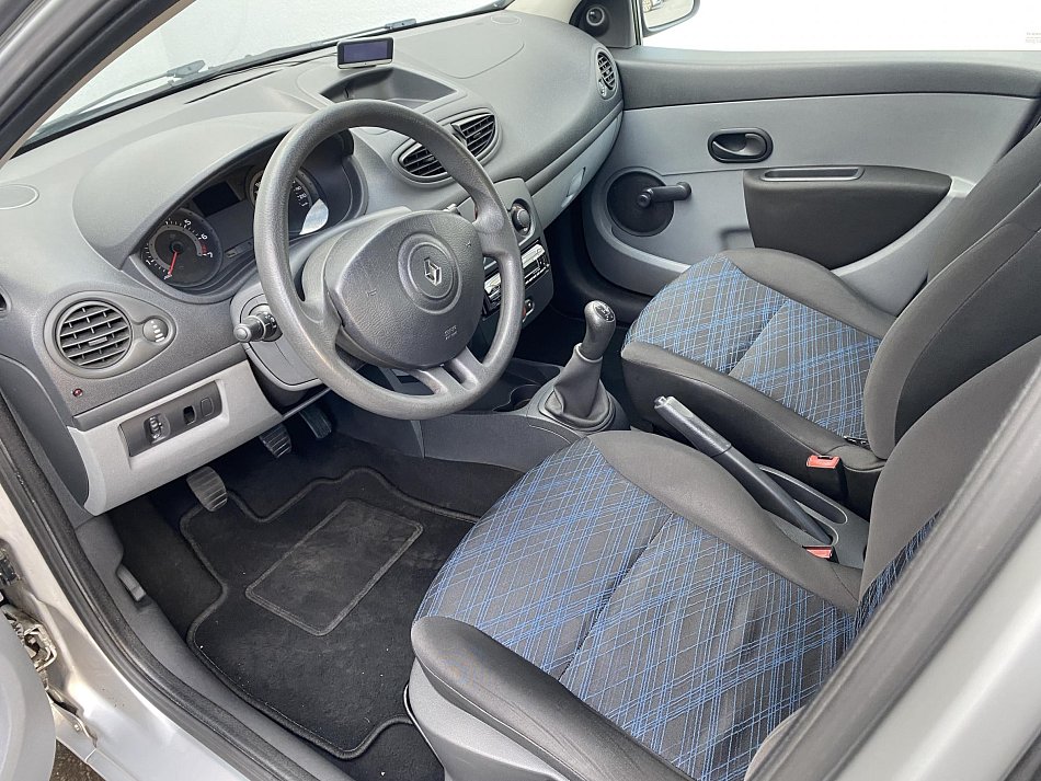 Renault Clio 1.2i 