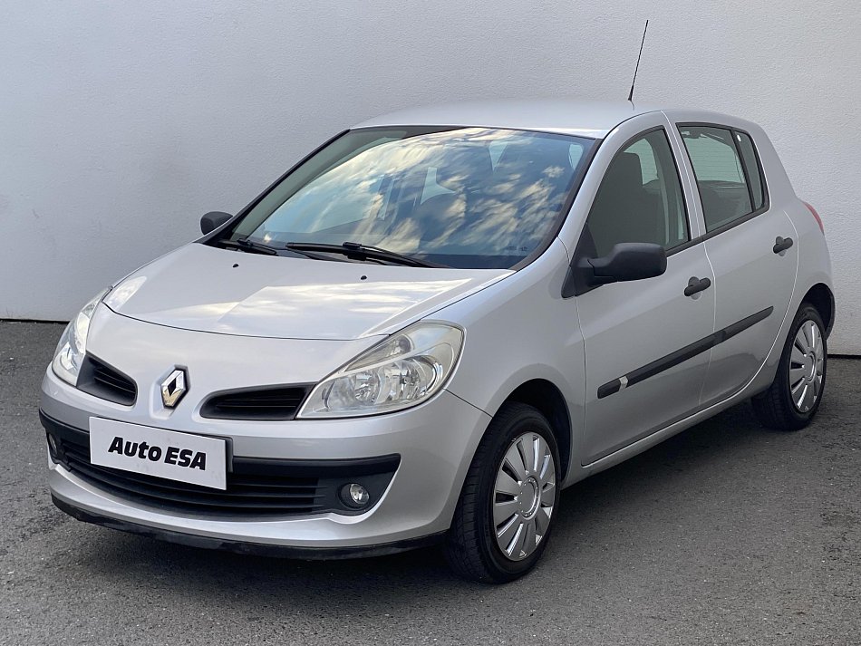Renault Clio 1.2i 