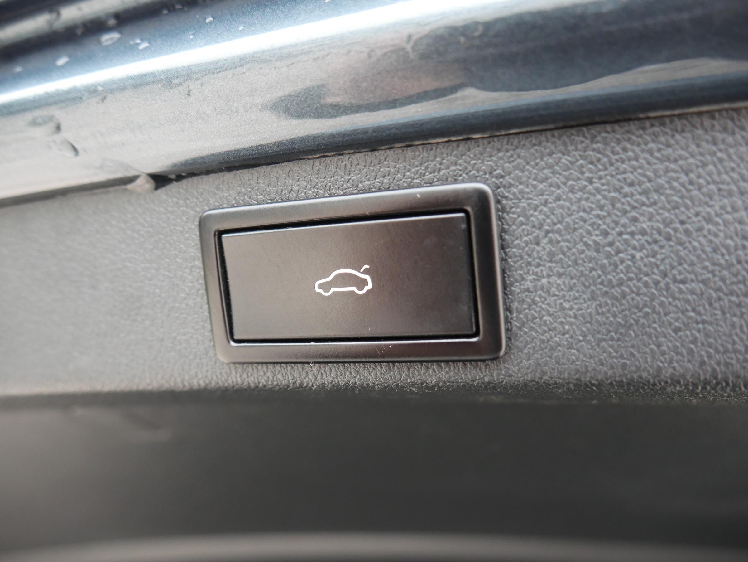 Škoda Octavia III, 2016 - pohled č. 17