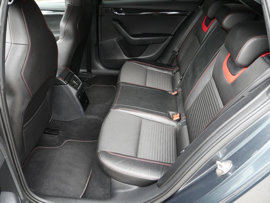 Škoda Octavia III 2.0 TDi RS 4x4