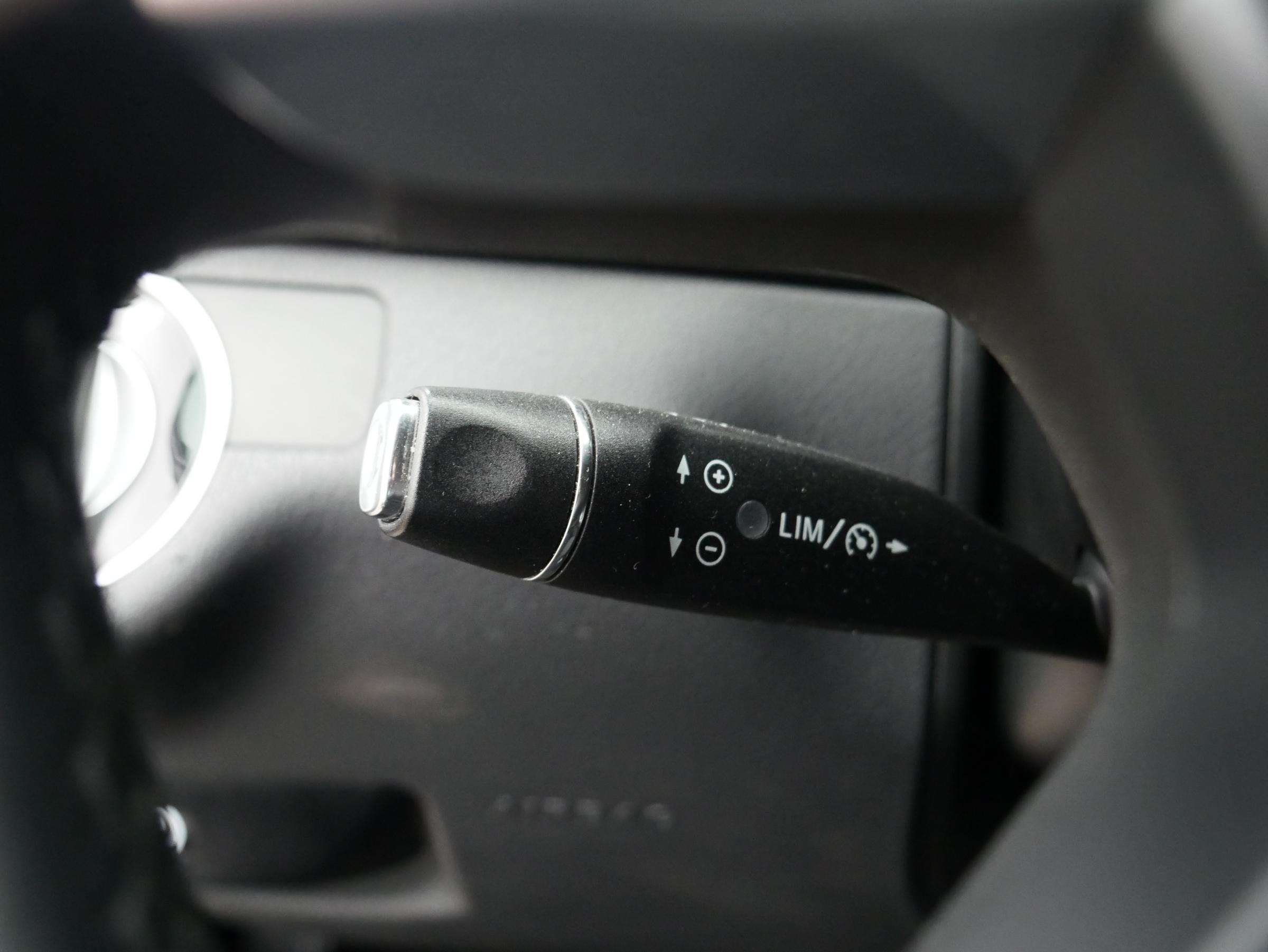 Mercedes-Benz Třída C, 2013 - pohled č. 16