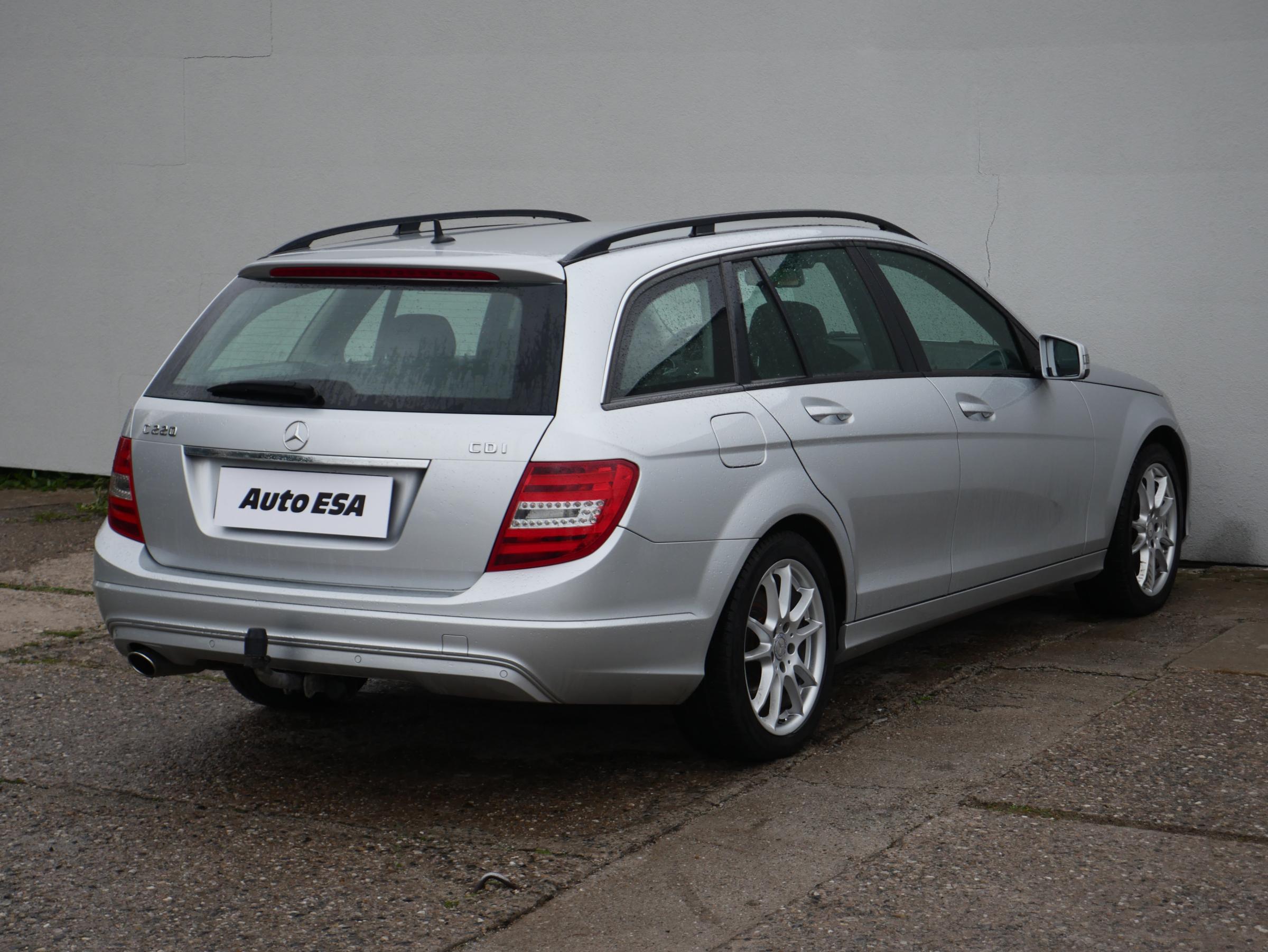 Mercedes-Benz Třída C, 2013 - pohled č. 6