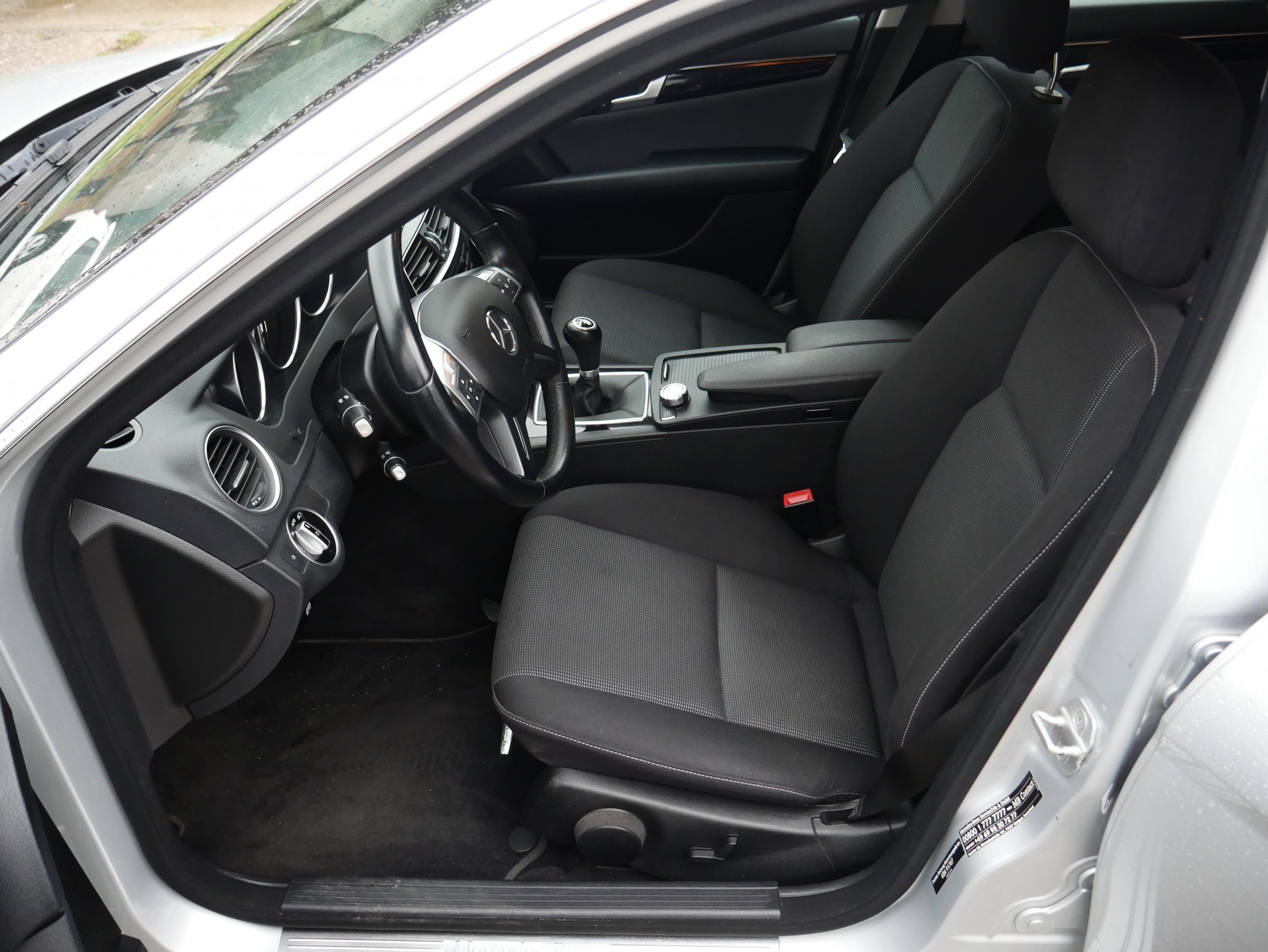 Mercedes-Benz Třída C, 2013 - pohled č. 9