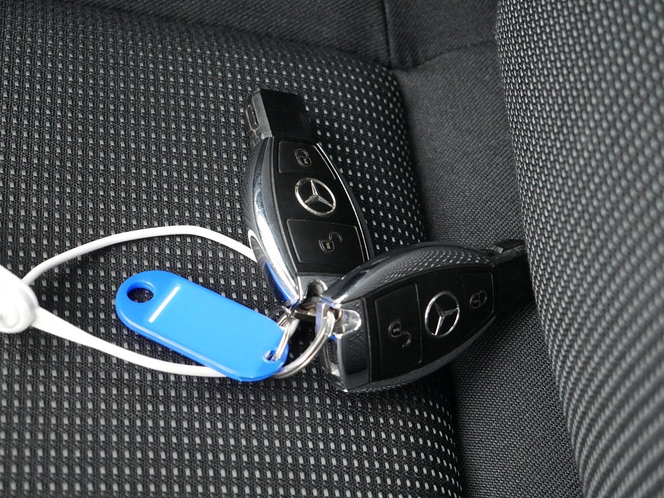 Mercedes-Benz Třída C 2.2CDi  C220