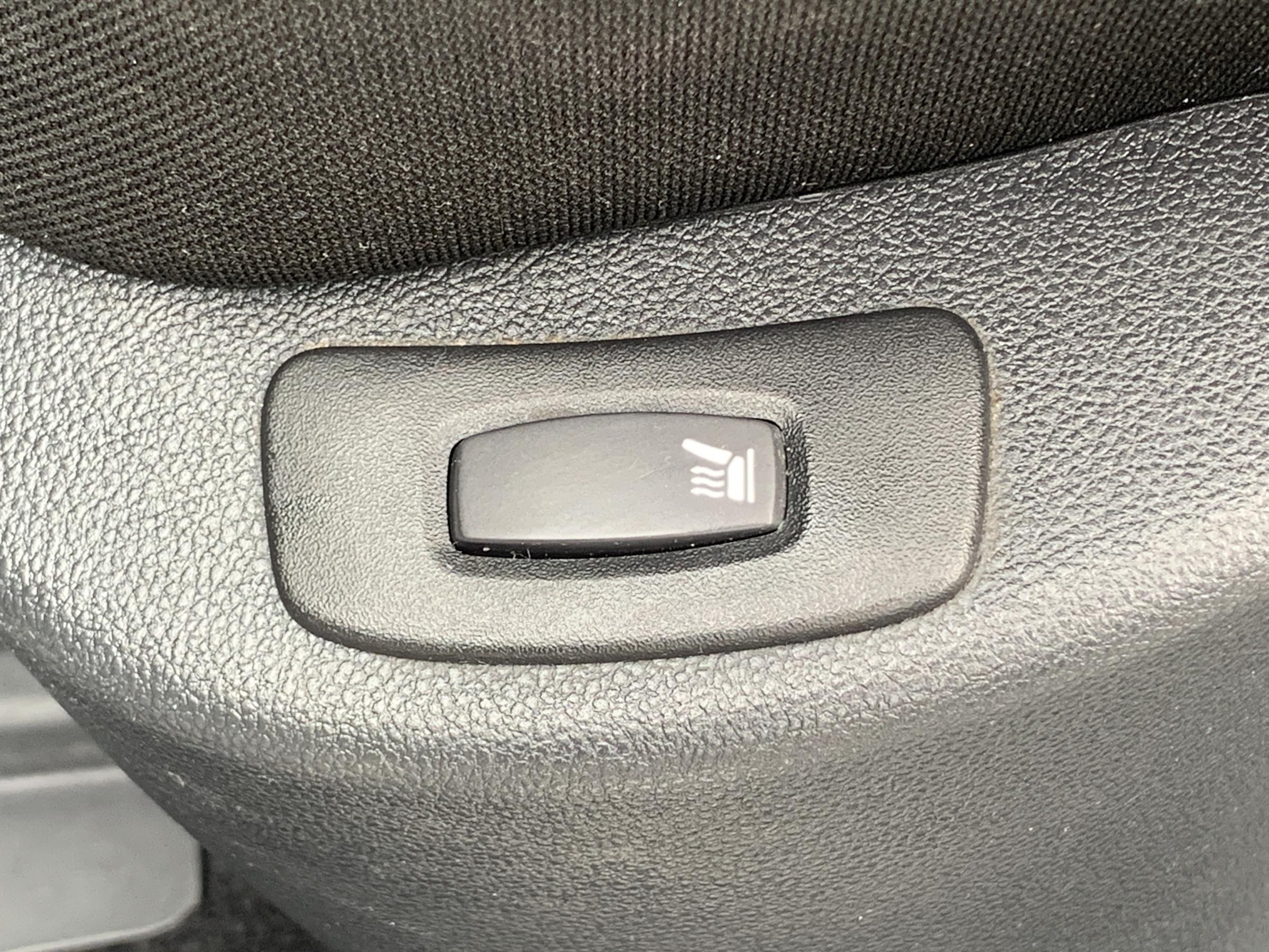 Renault Clio, 2019 - pohled č. 20