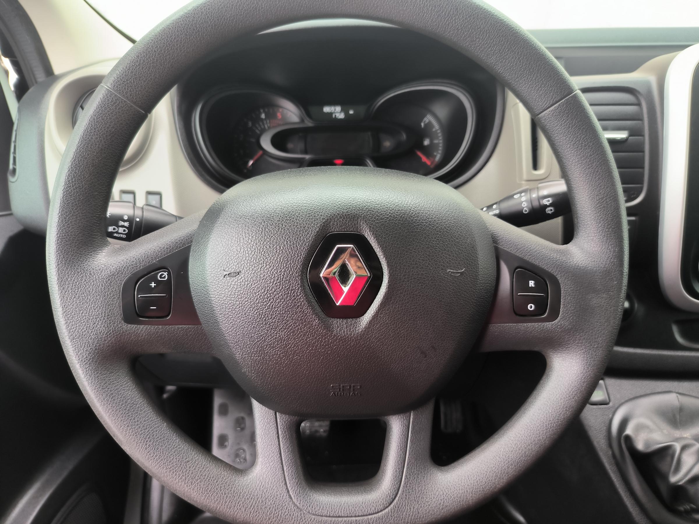 Renault Trafic, 2017 - pohled č. 17