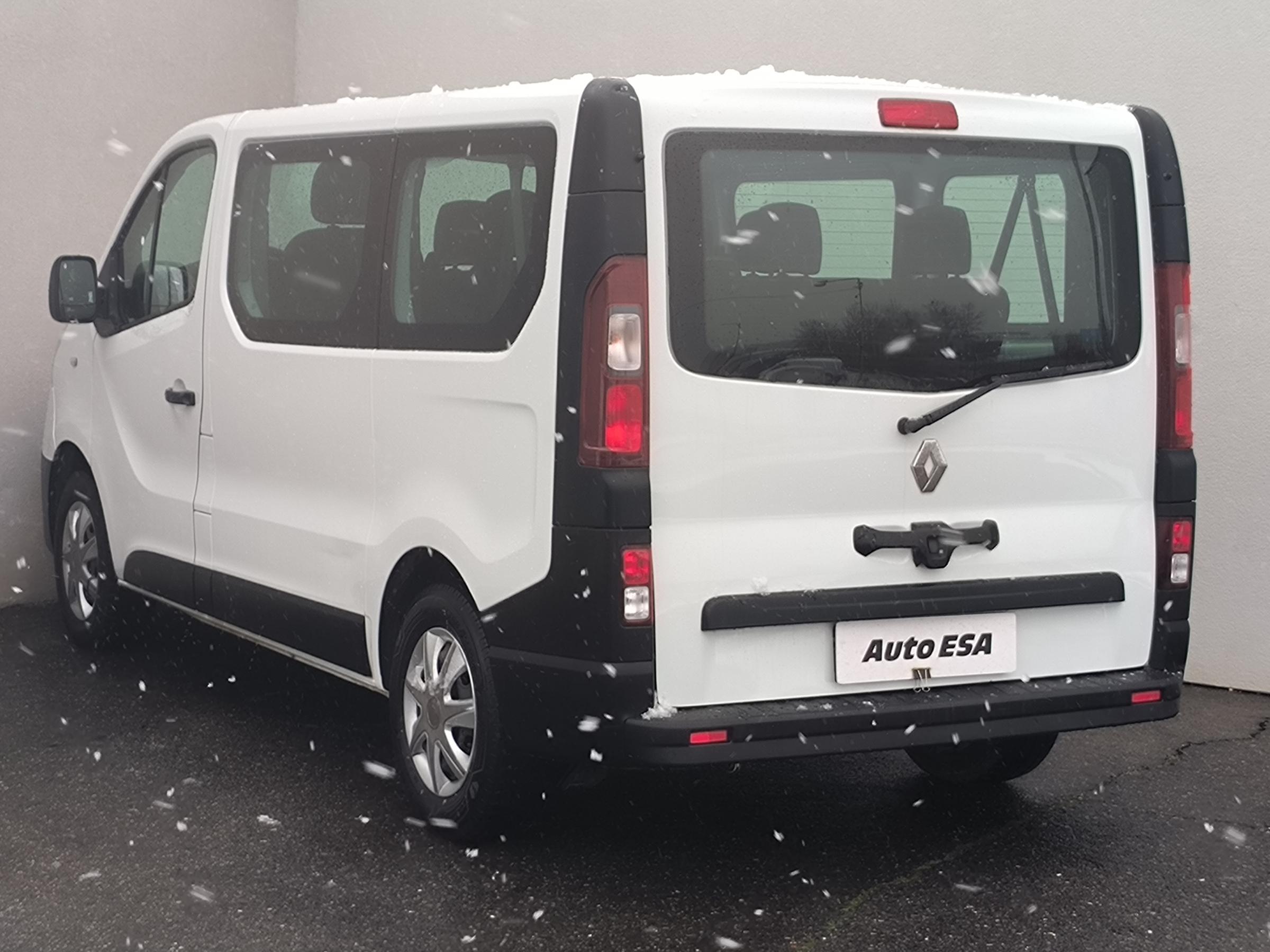 Renault Trafic, 2017 - pohled č. 6