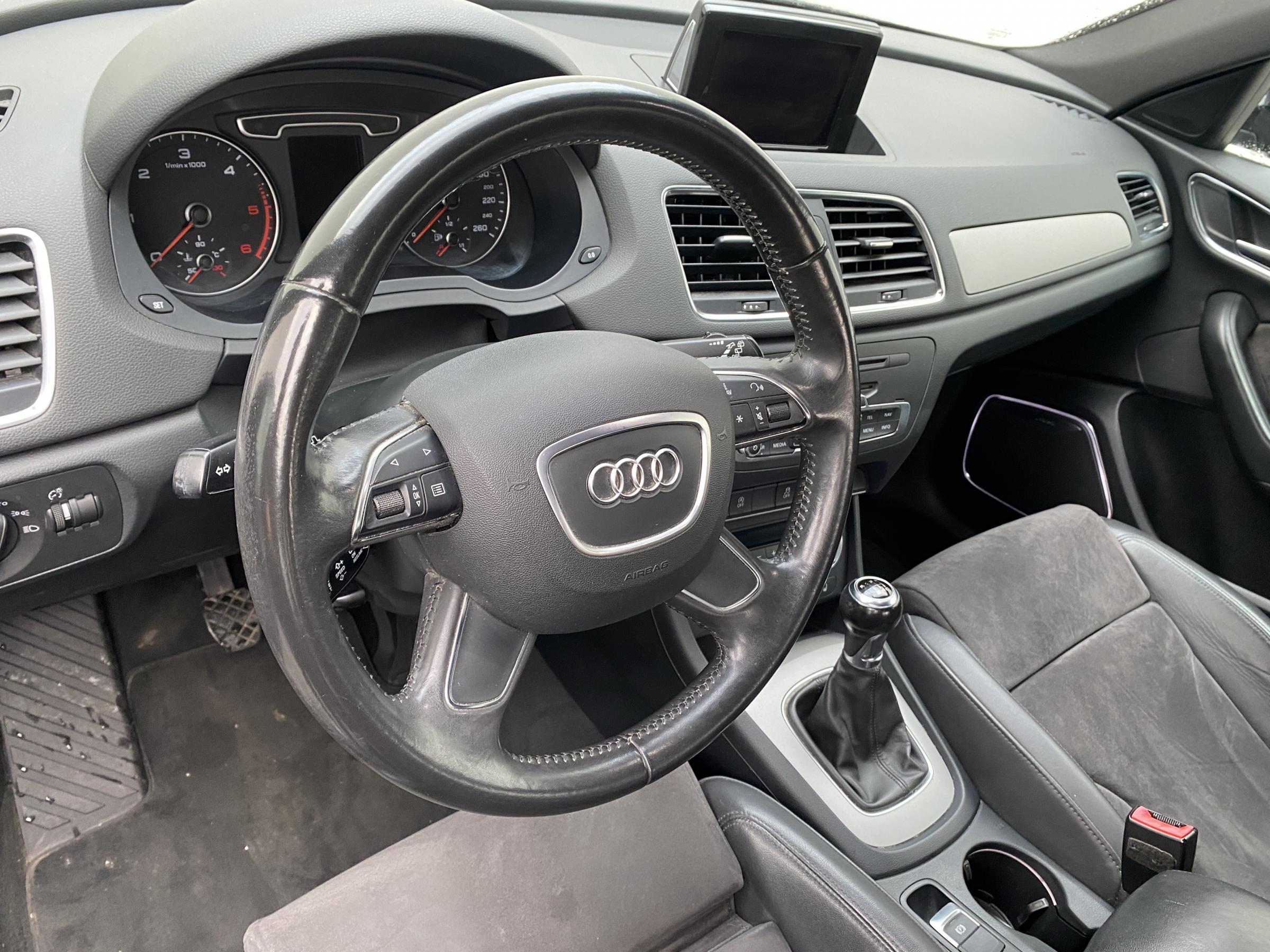 Audi Q3, 2012 - pohled č. 12