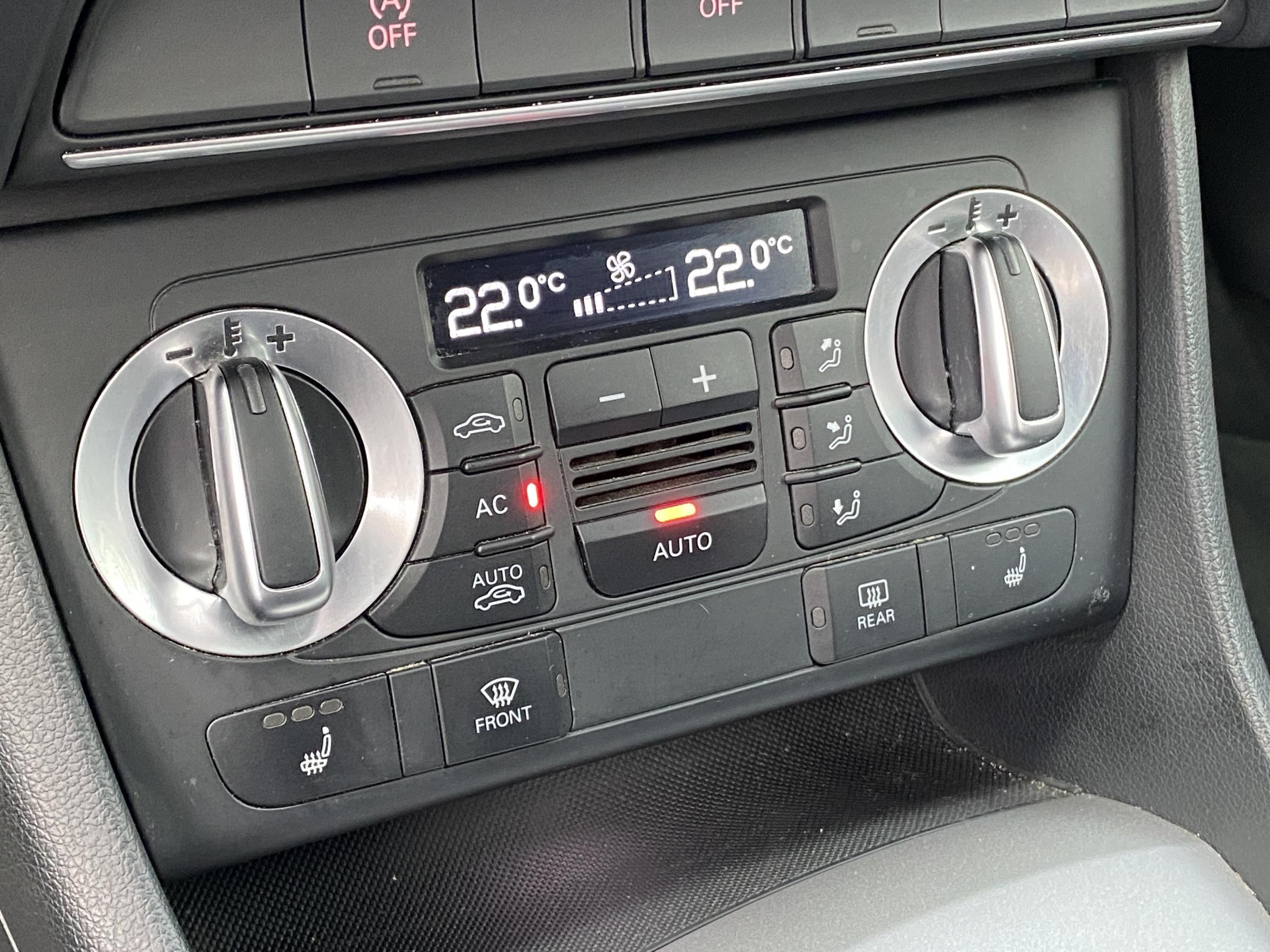 Audi Q3, 2012 - pohled č. 14