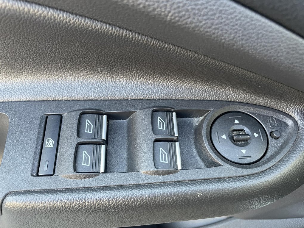 Ford Kuga 1.5 EB Titanium 2WD