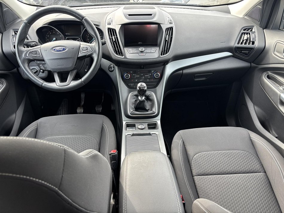 Ford Kuga 1.5 EB Titanium 2WD