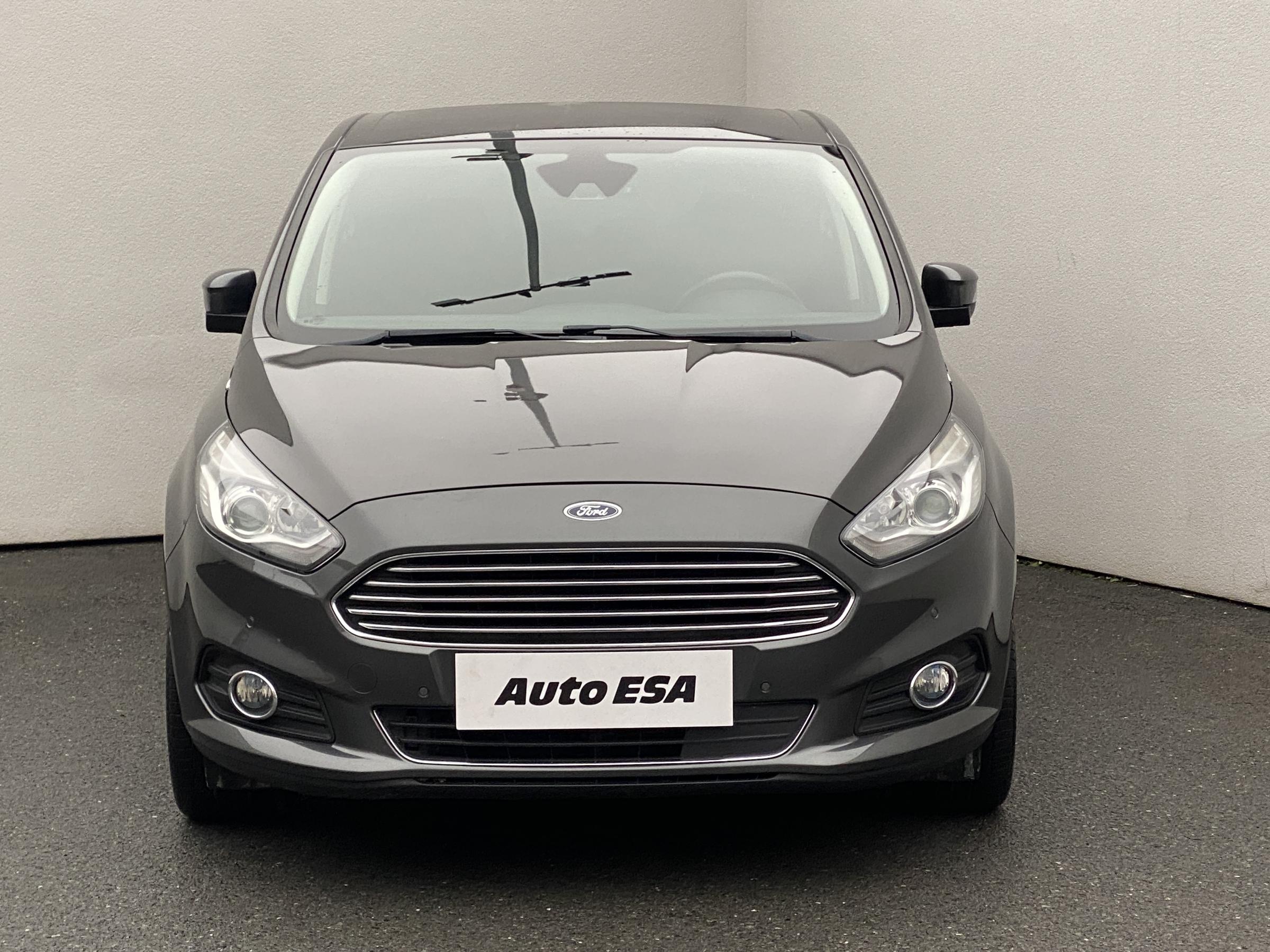 Ford S-MAX, 2015 - pohled č. 2