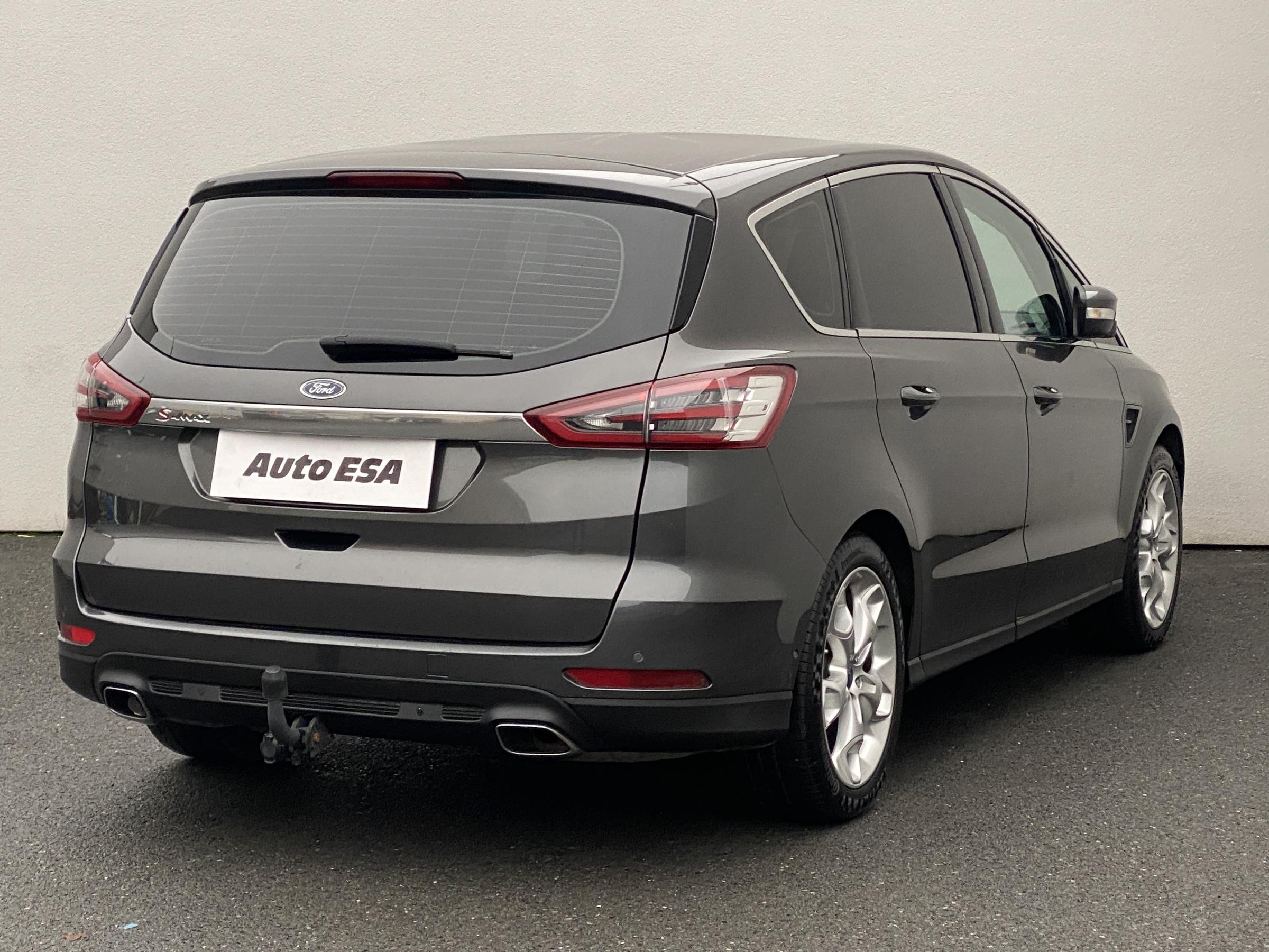 Ford S-MAX, 2015 - pohled č. 4