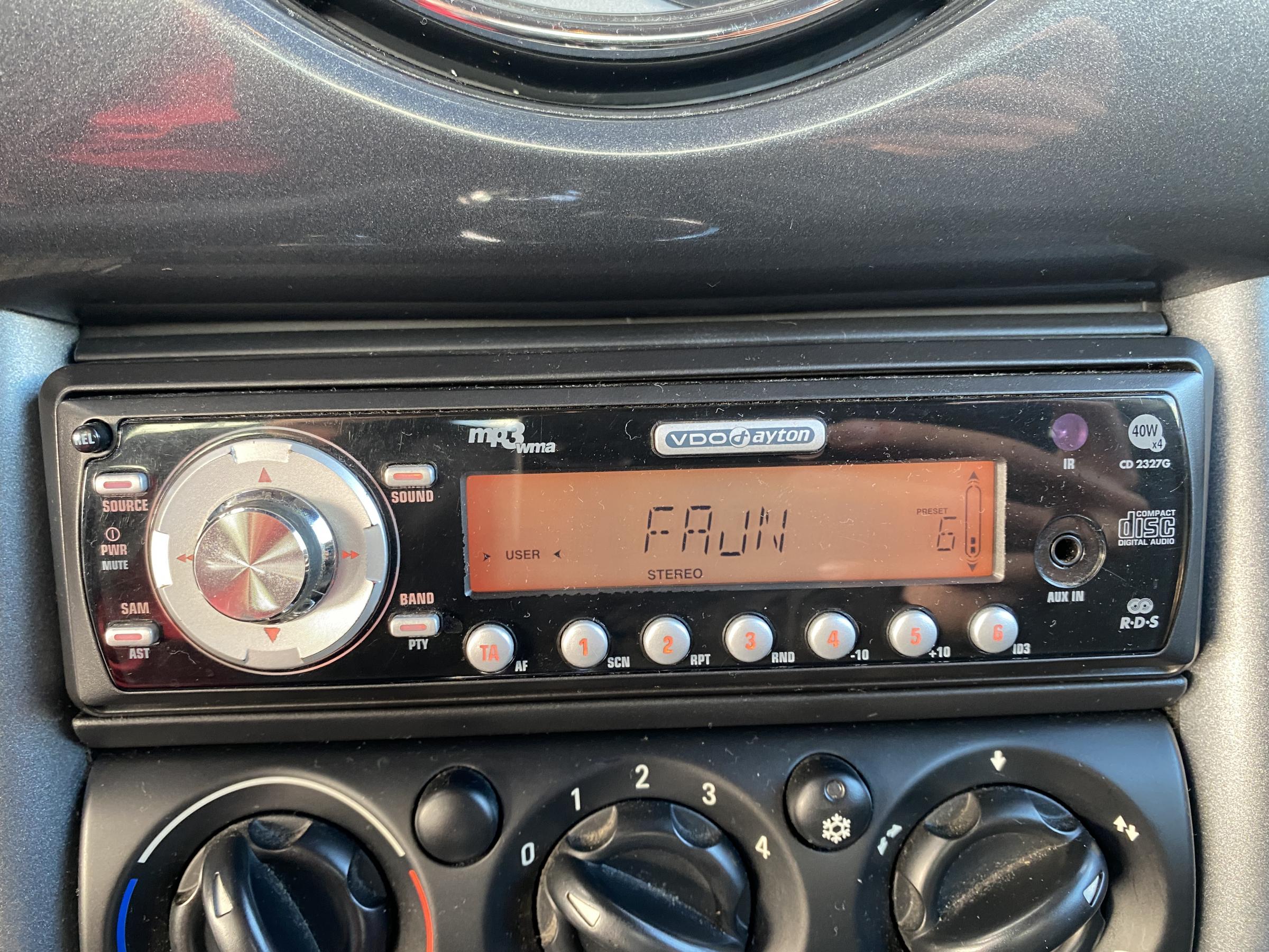 Mini One, 2005 - pohled č. 15