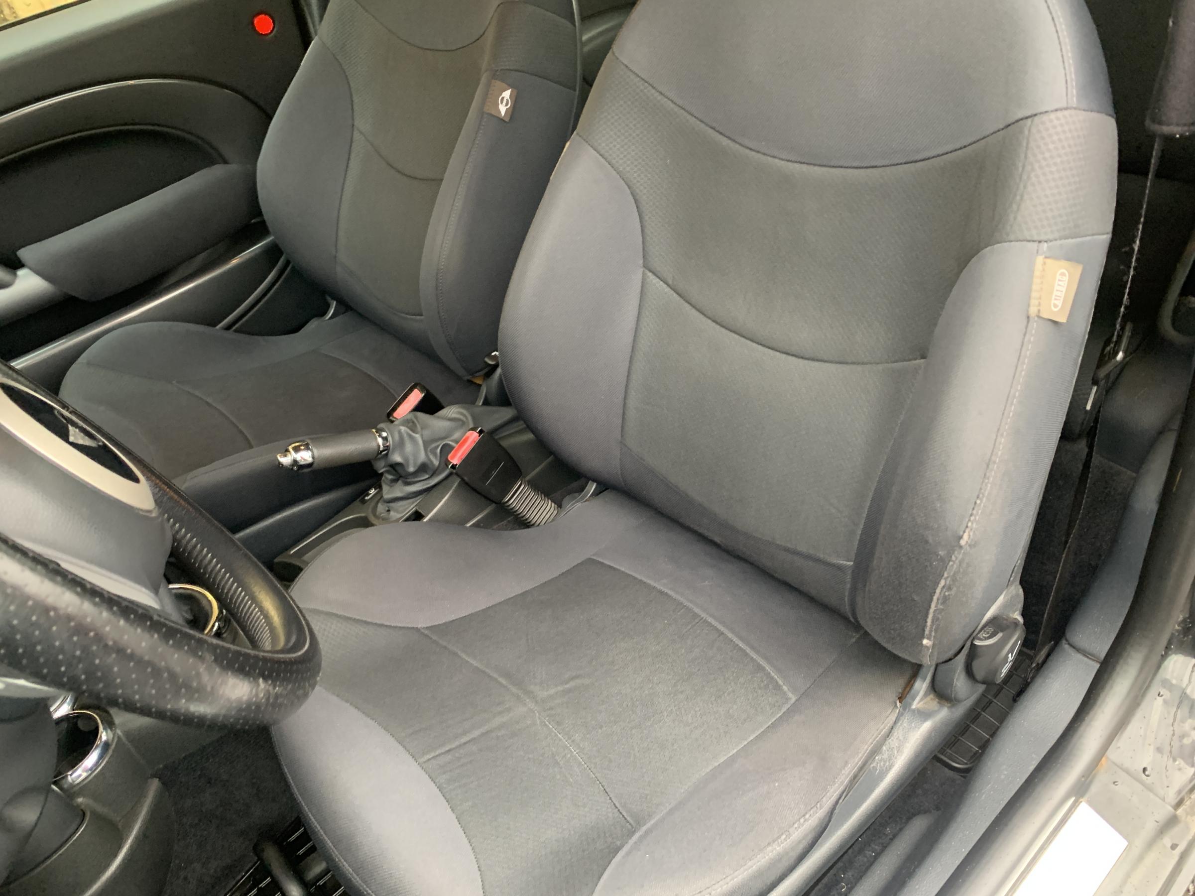 Mini One, 2005 - pohled č. 9