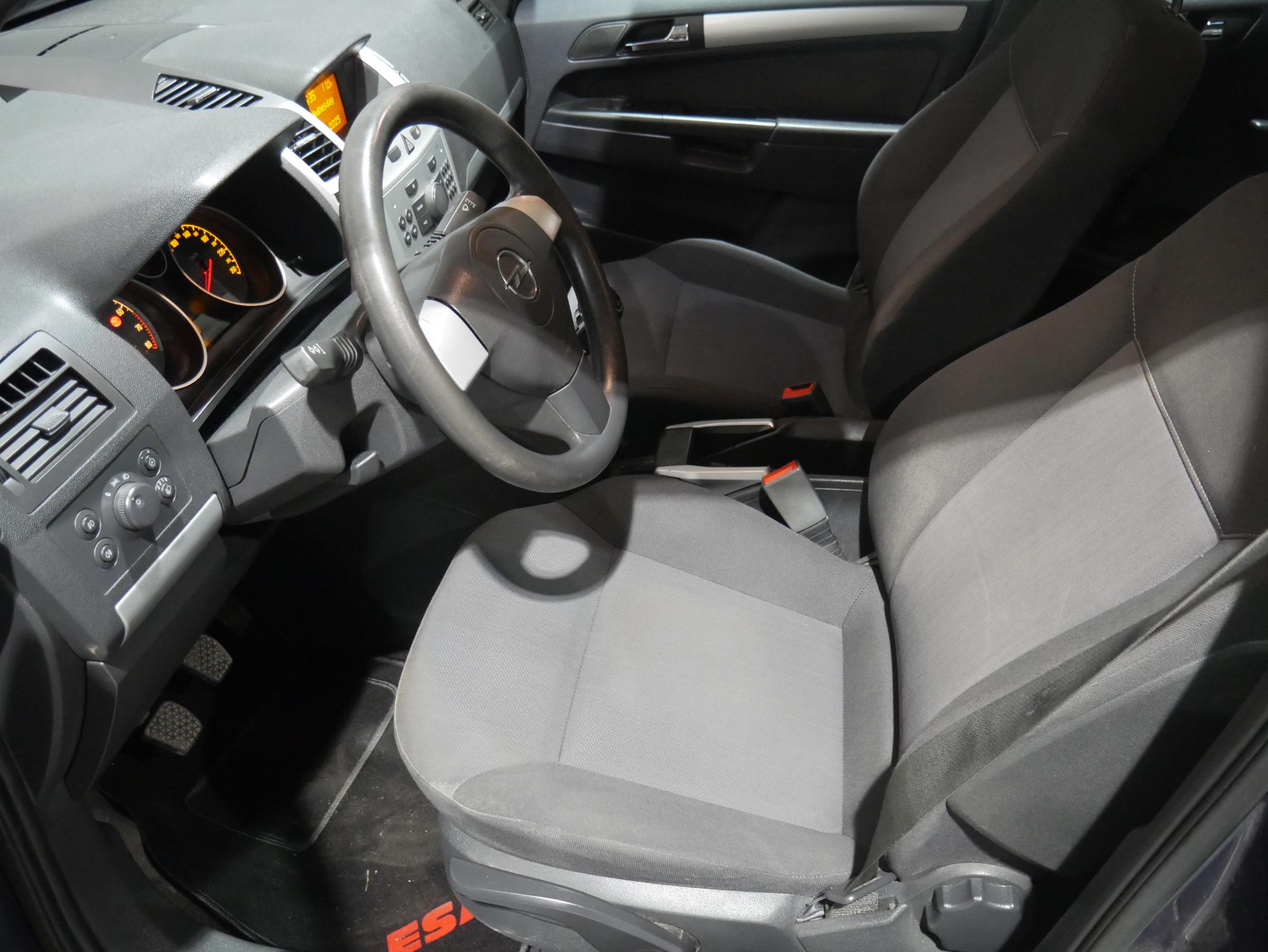 Opel Zafira, 2009 - pohled č. 10