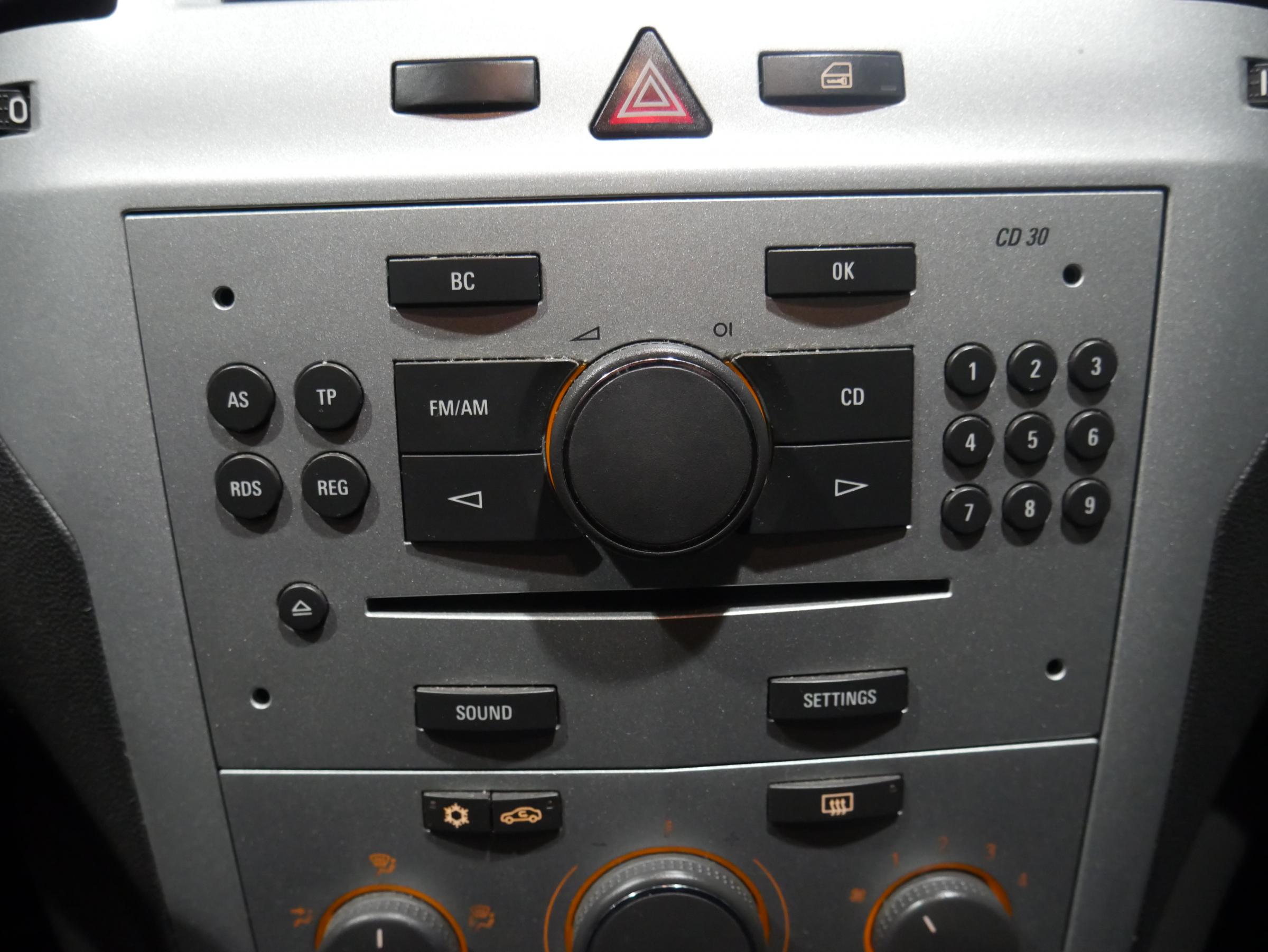 Opel Zafira, 2009 - pohled č. 14