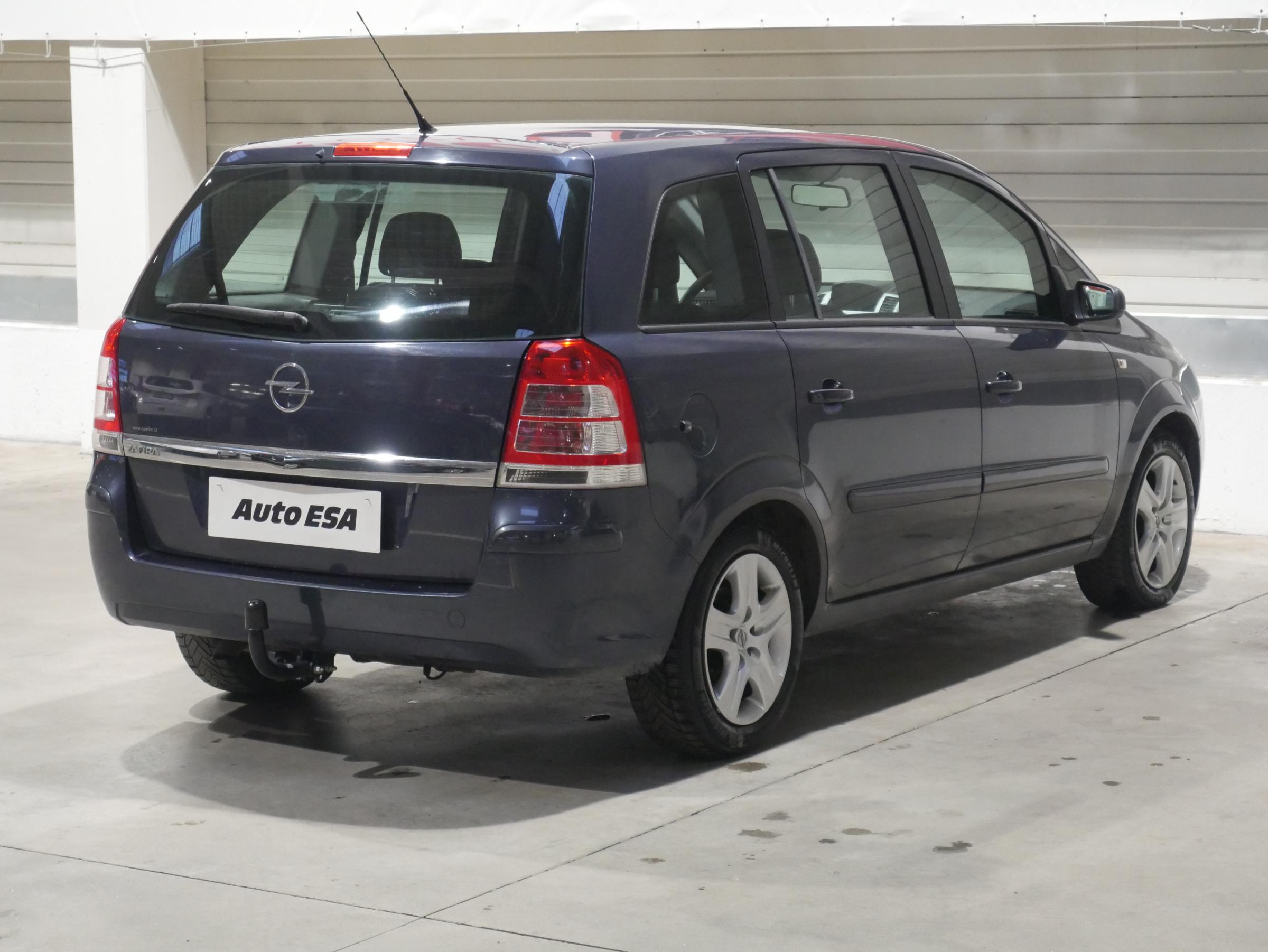 Opel Zafira, 2009 - pohled č. 4
