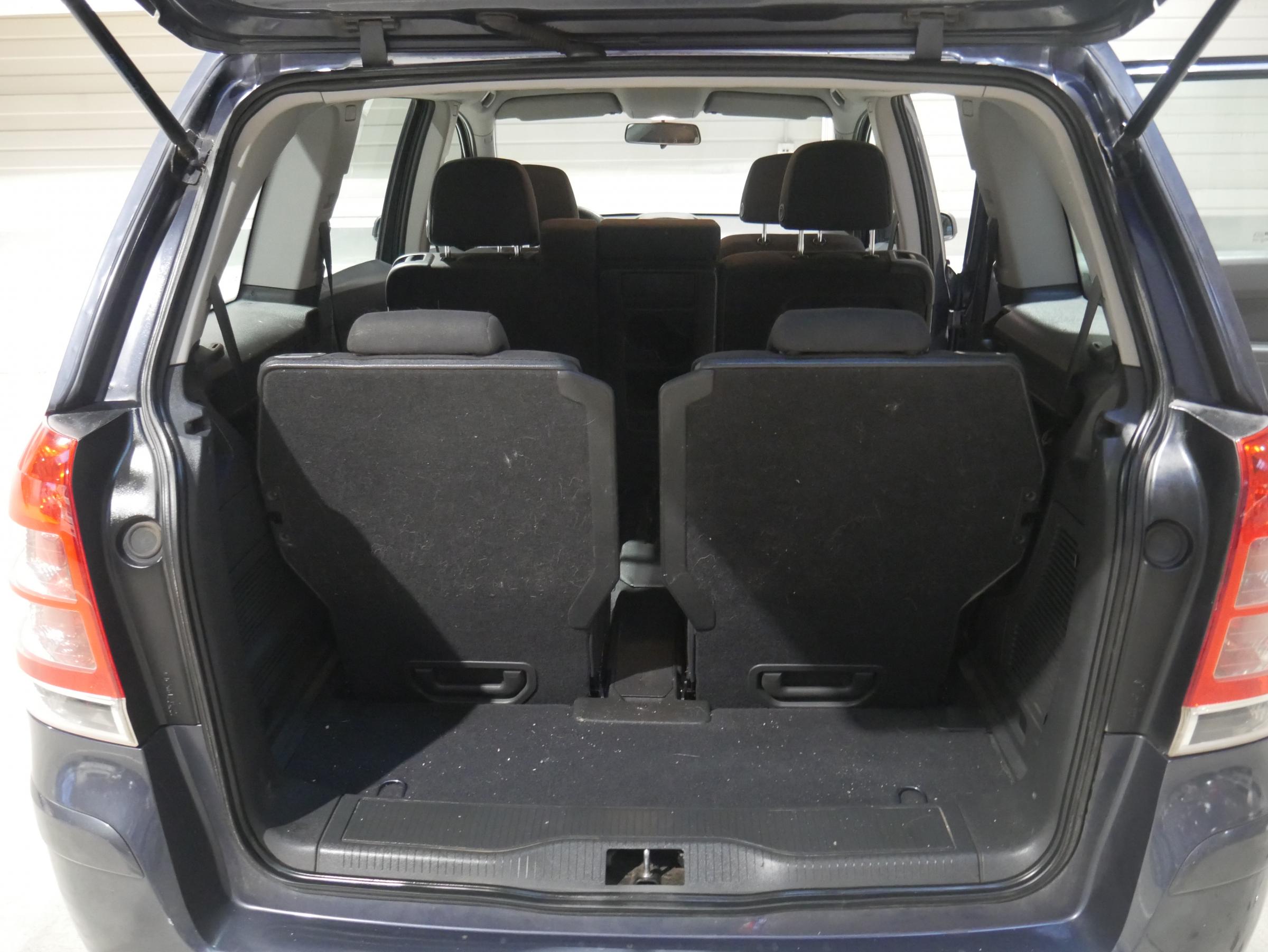 Opel Zafira, 2009 - pohled č. 8