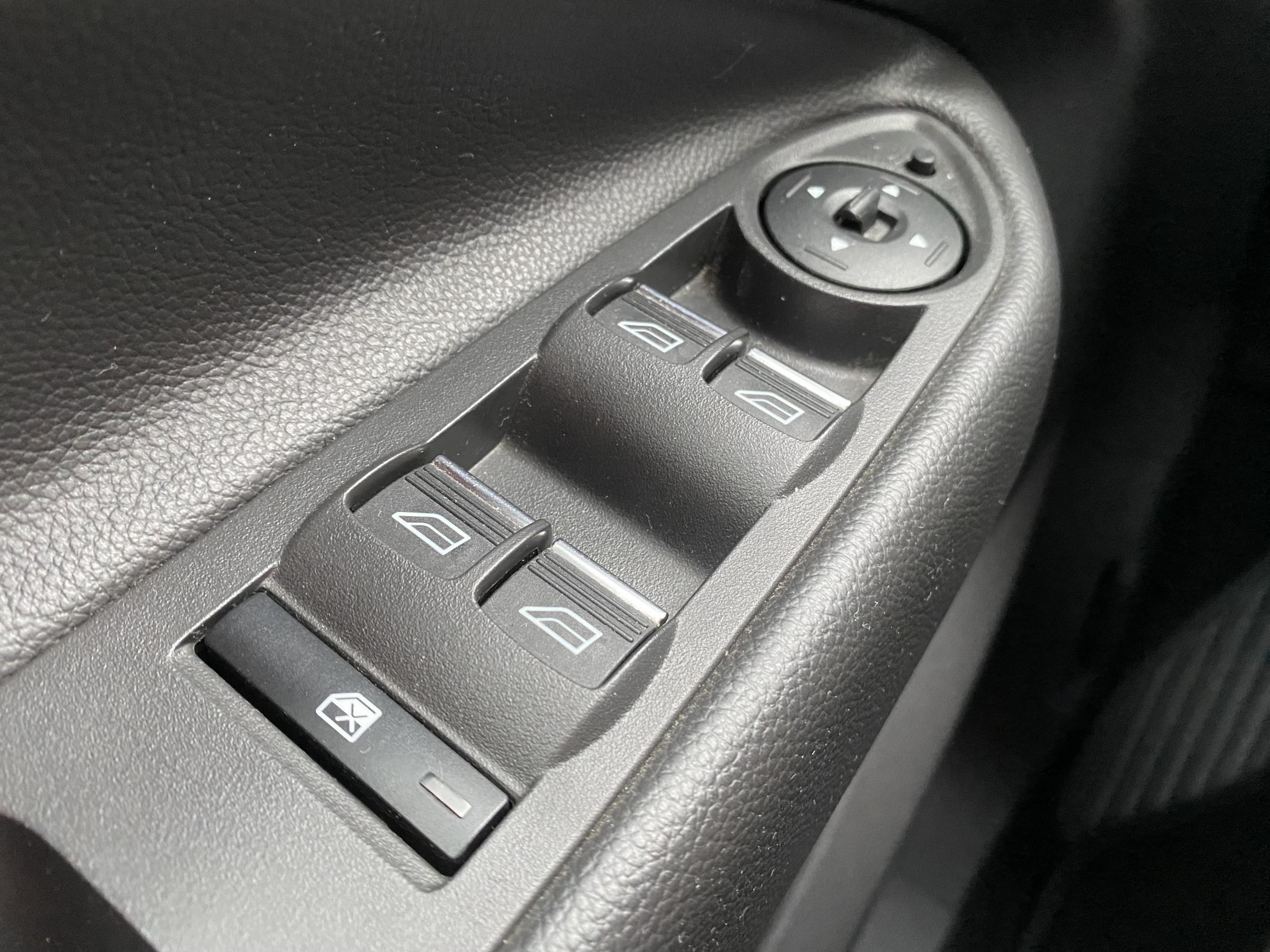 Ford Kuga, 2017 - pohled č. 11