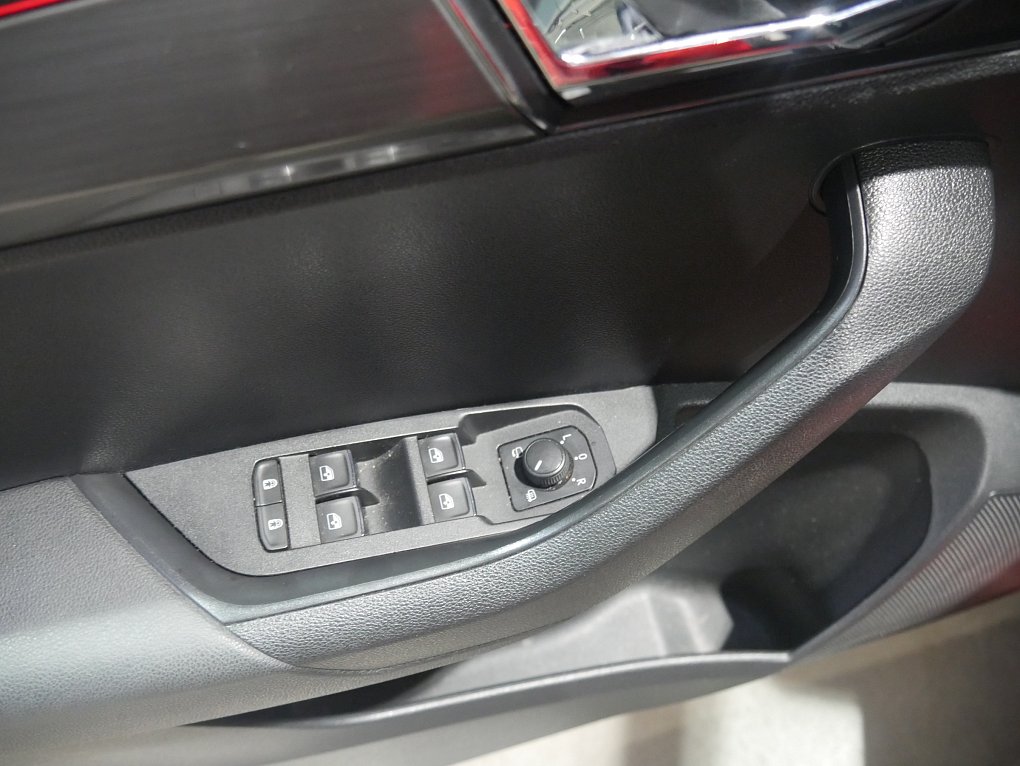 Škoda Karoq 1.5 TSi 