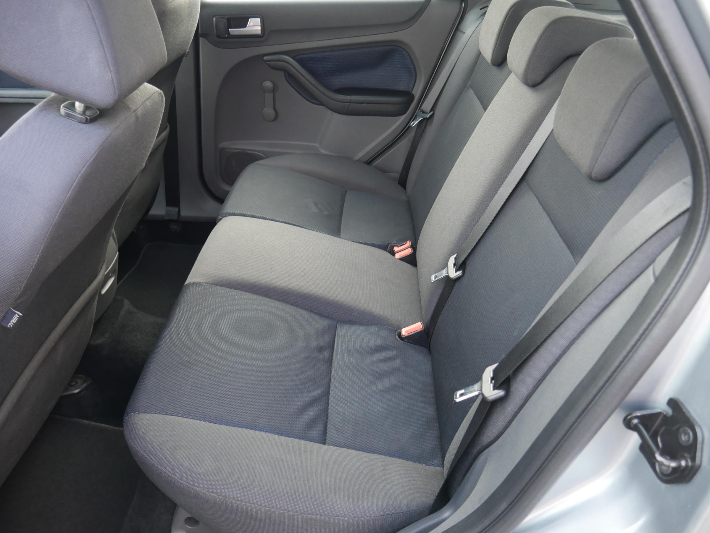 Ford Focus, 2005 - pohled č. 10