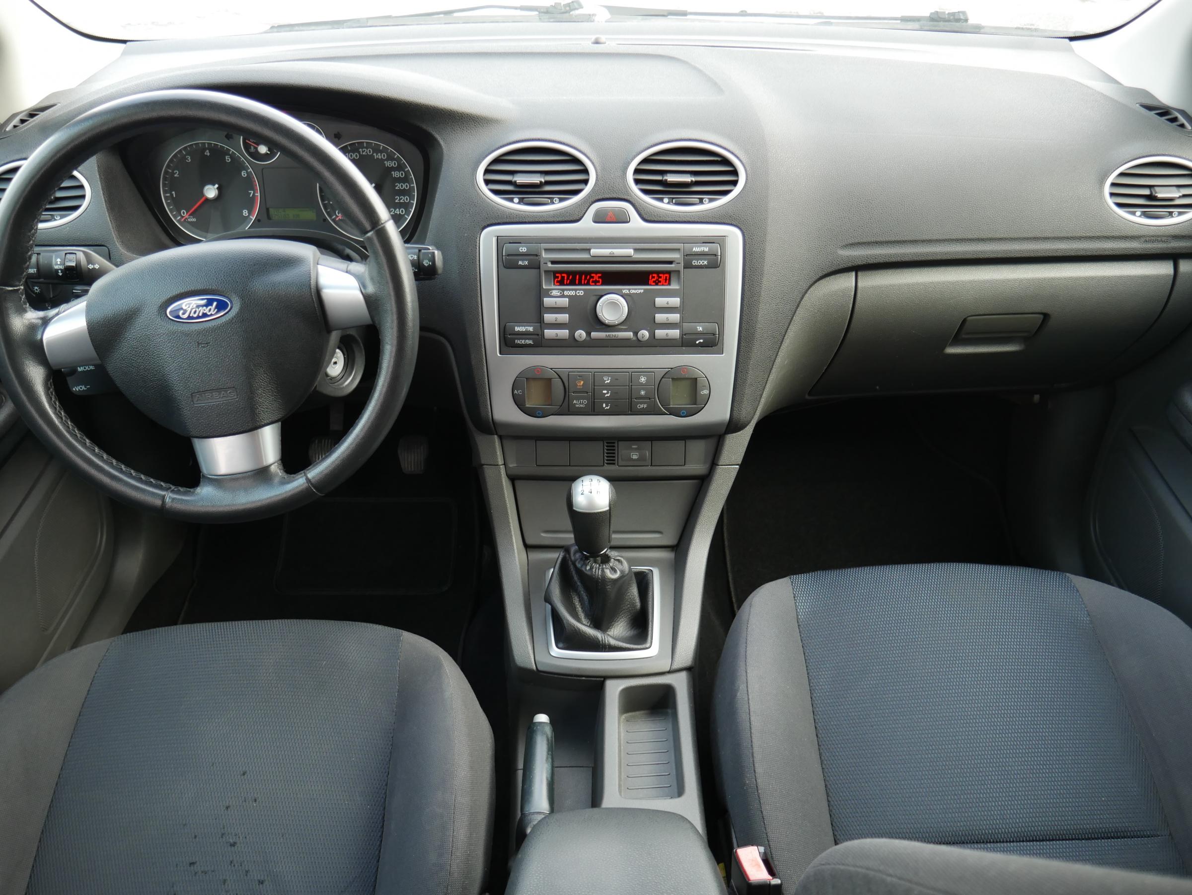 Ford Focus, 2005 - pohled č. 7