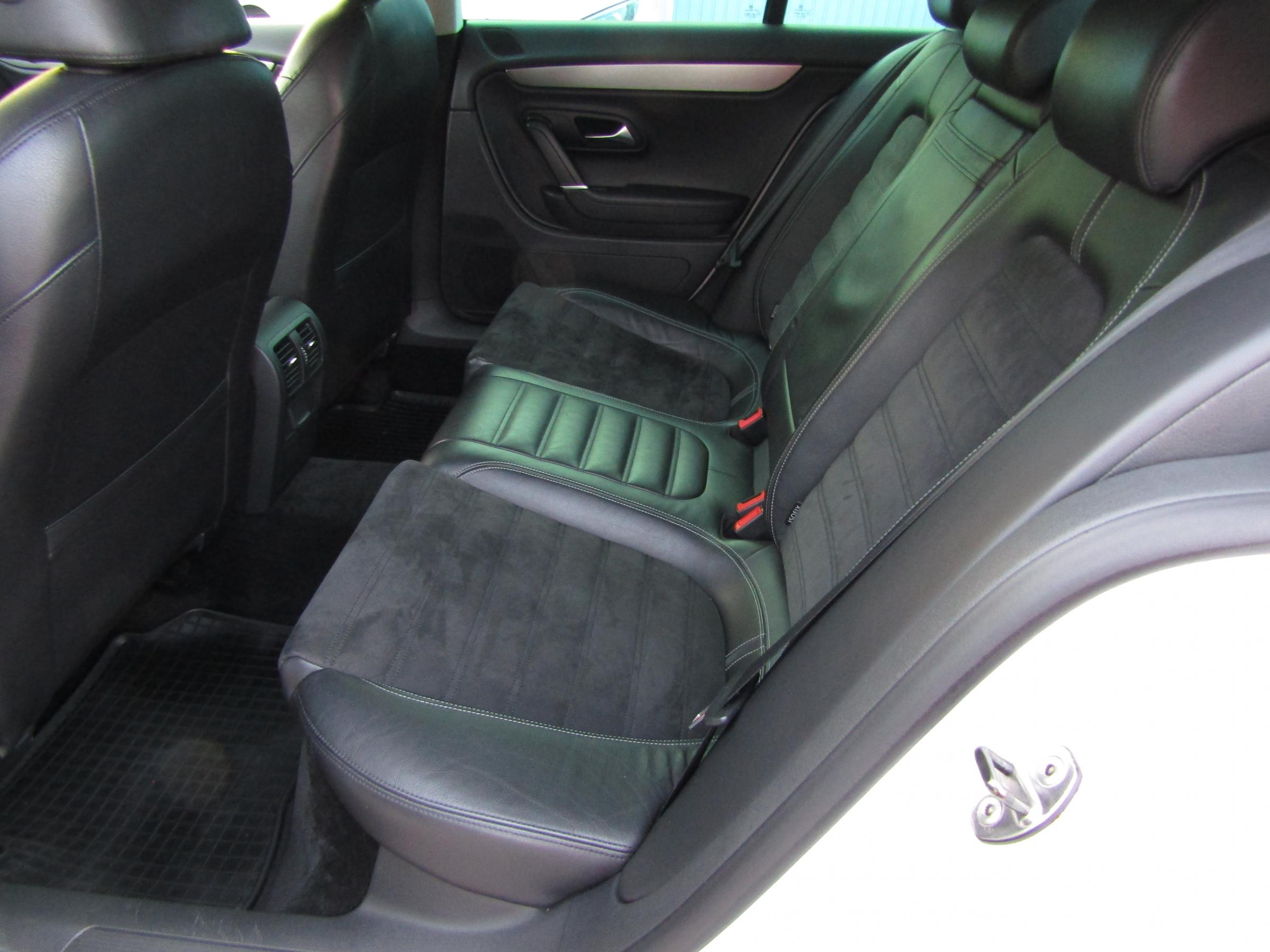 Volkswagen Passat CC, 2011 - pohled č. 10