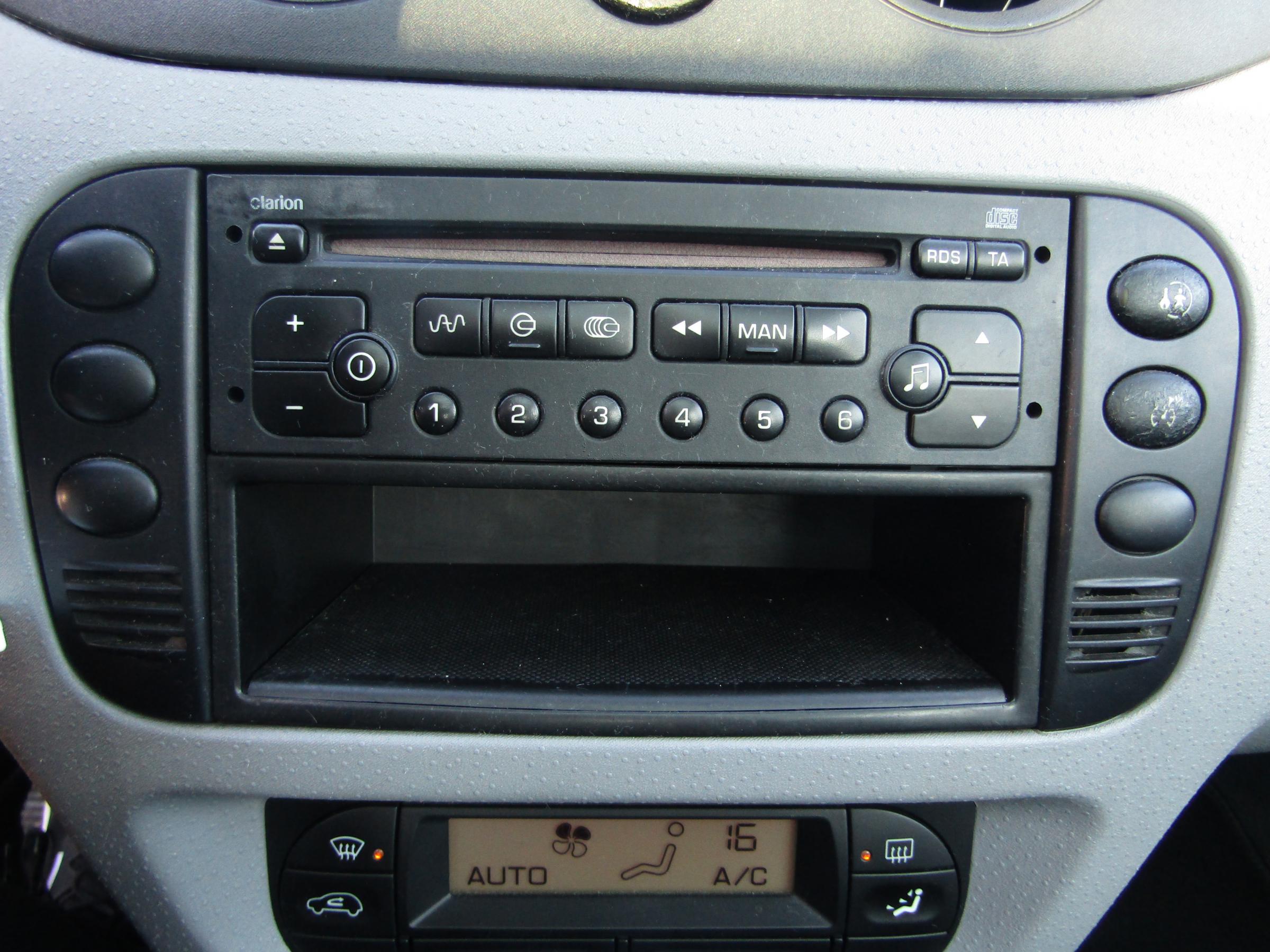 Citroën C3, 2004 - pohled č. 12