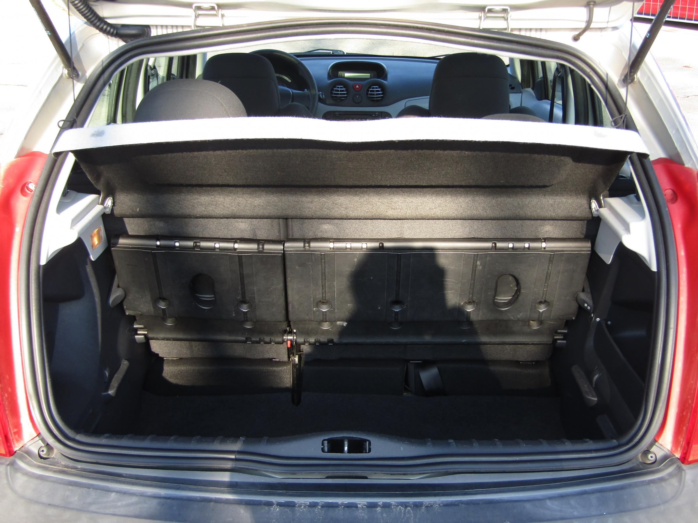 Citroën C3, 2004 - pohled č. 7