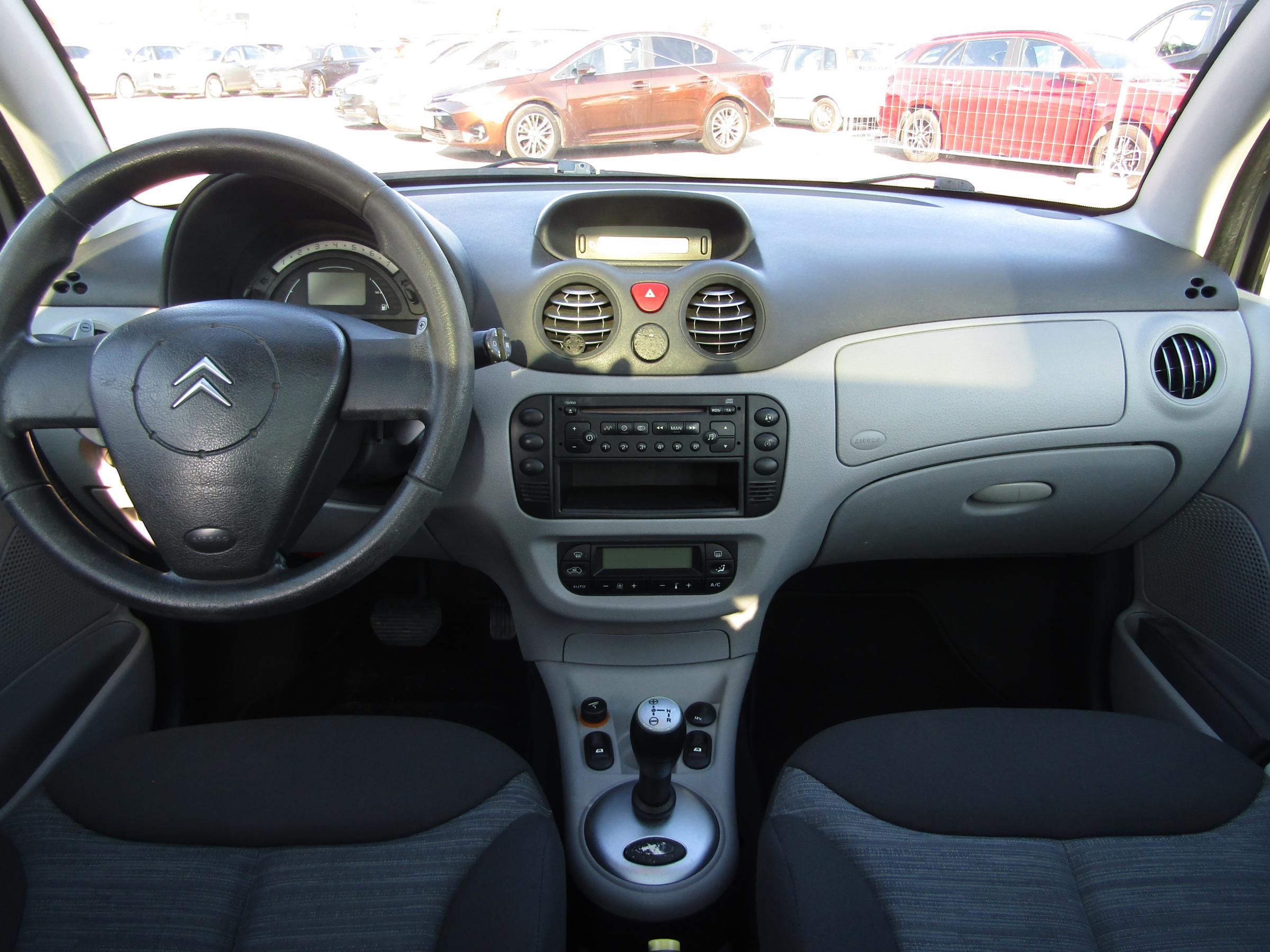 Citroën C3, 2004 - pohled č. 8