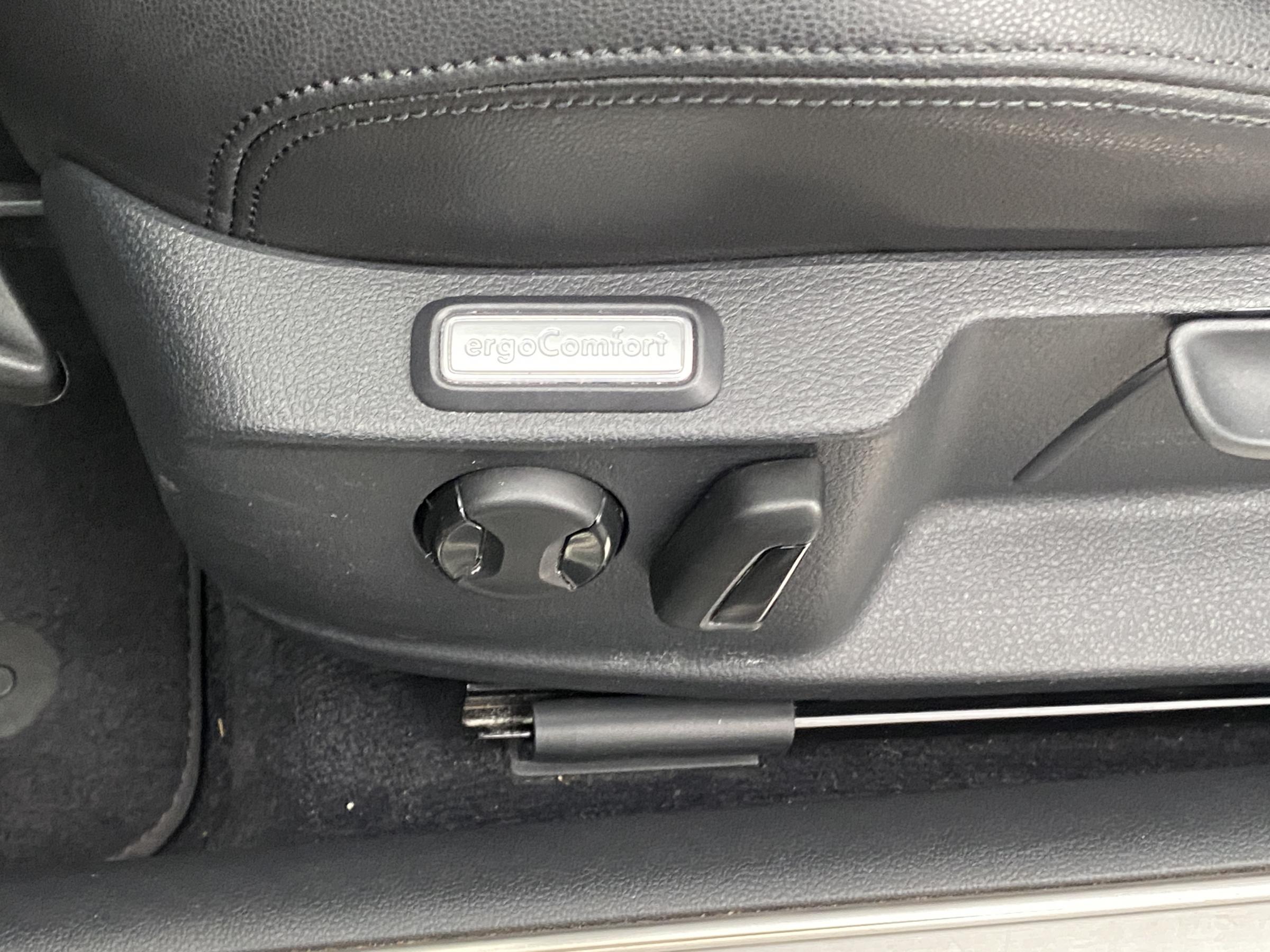 Volkswagen Passat, 2015 - pohled č. 12