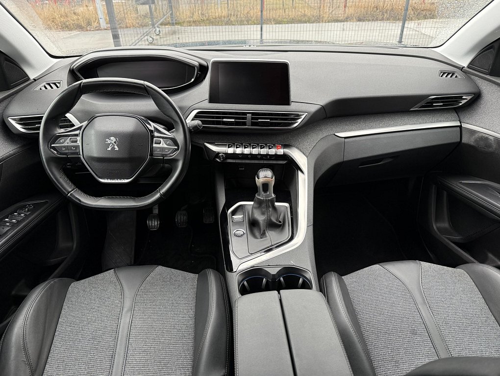 Peugeot 5008 1.5 HDi Allure