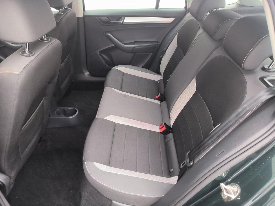 Škoda Rapid 1.6 TDi Ambiente