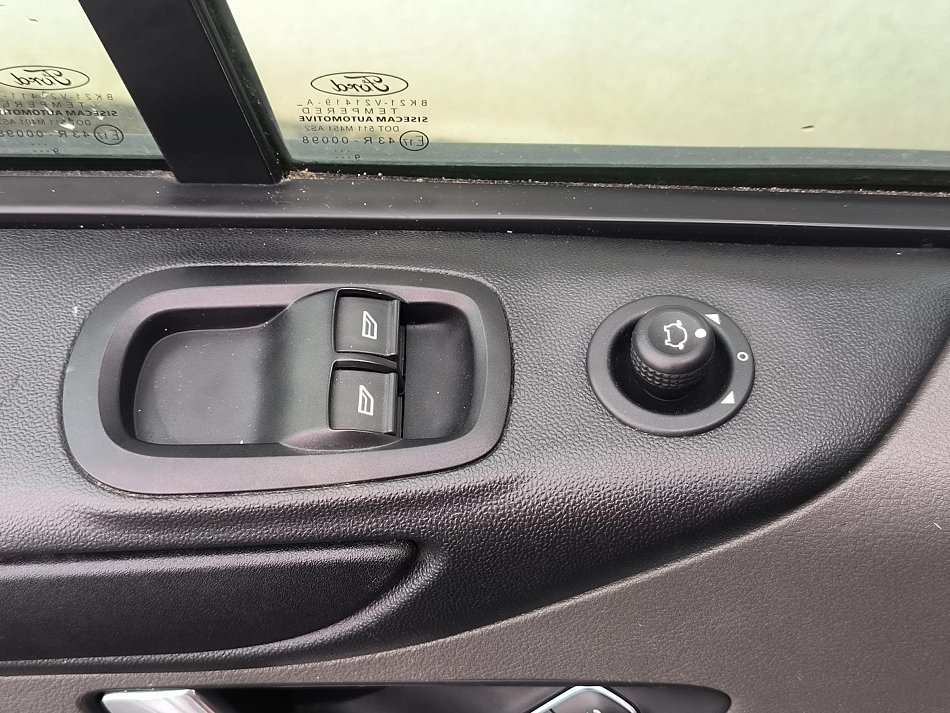 Ford Transit Custom 2.0TDCi Trend L2H1 DÍLNA