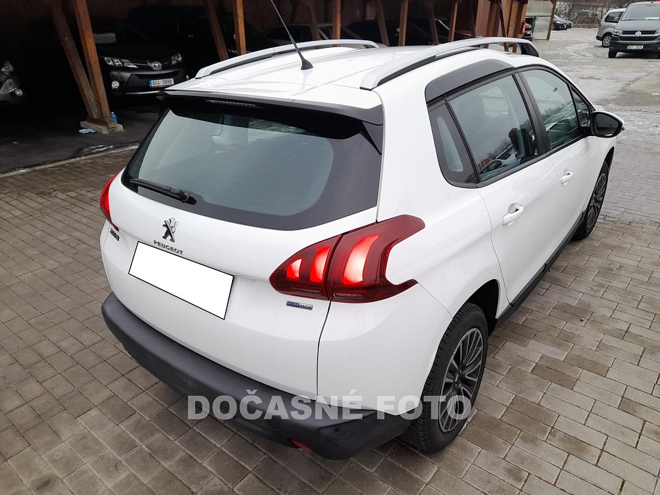 Peugeot 2008 1.2PT 