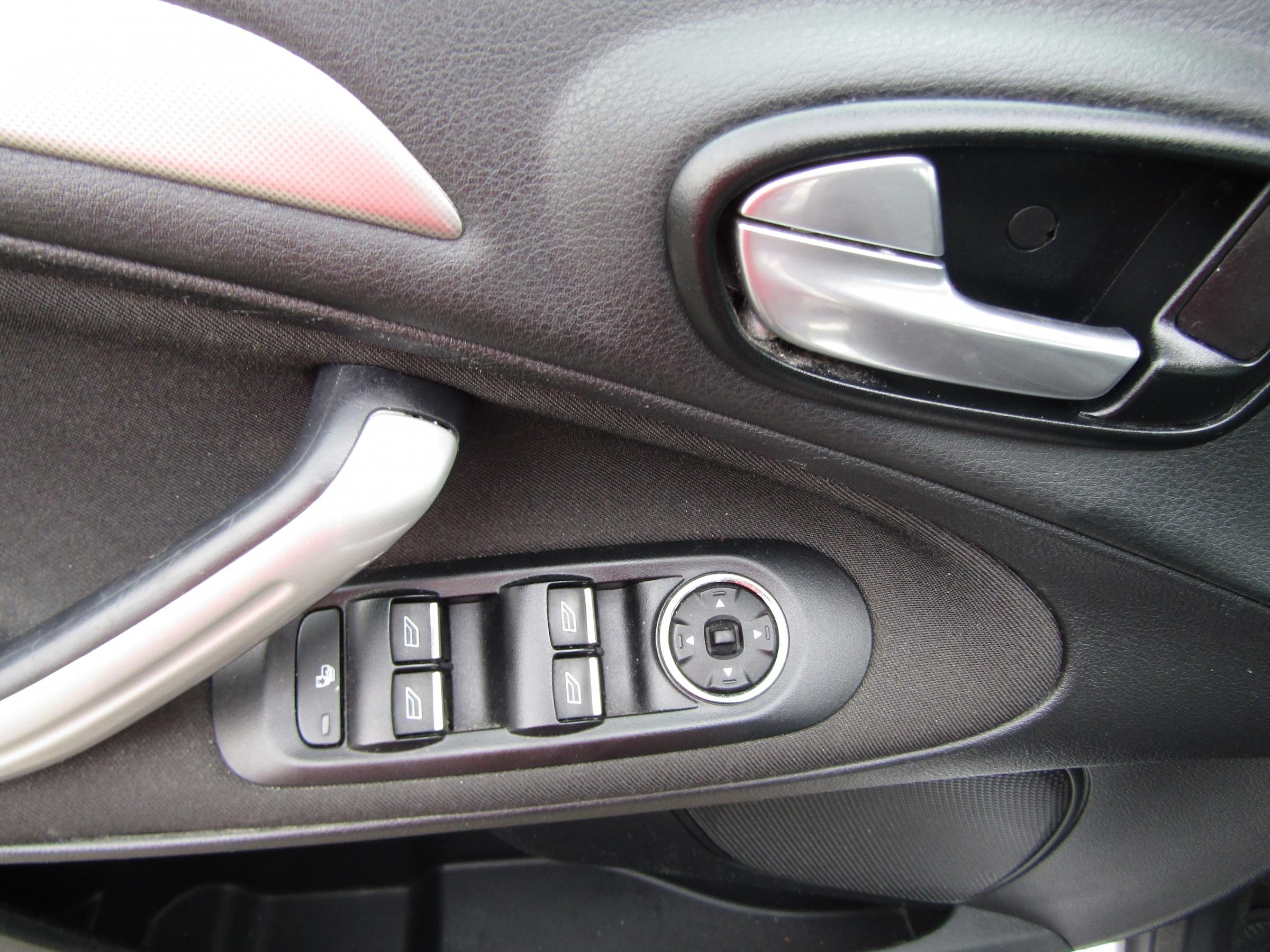 Ford S-MAX, 2012 - pohled č. 11